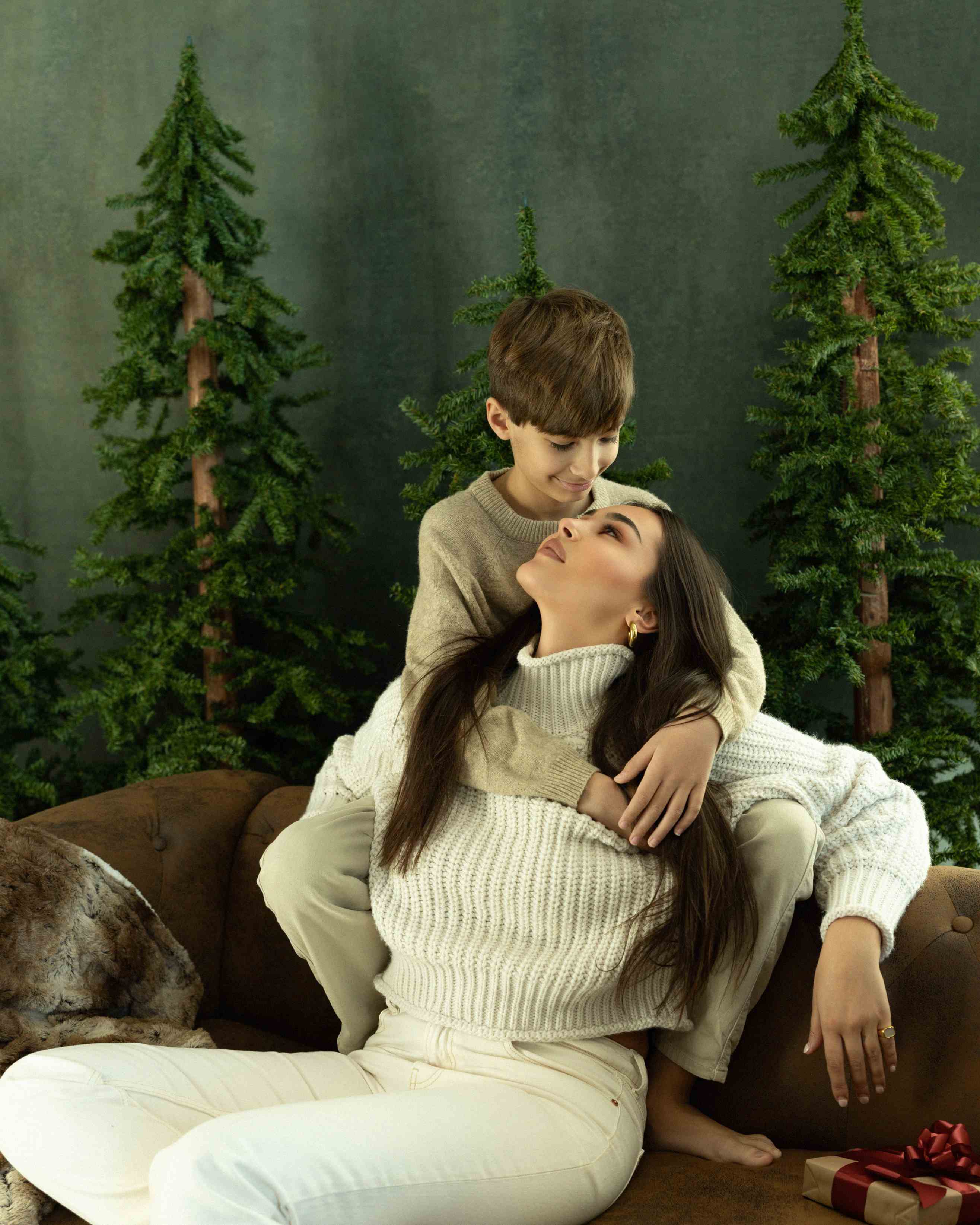 Kate Abstract Olive Green Backdrop for Photography -UK