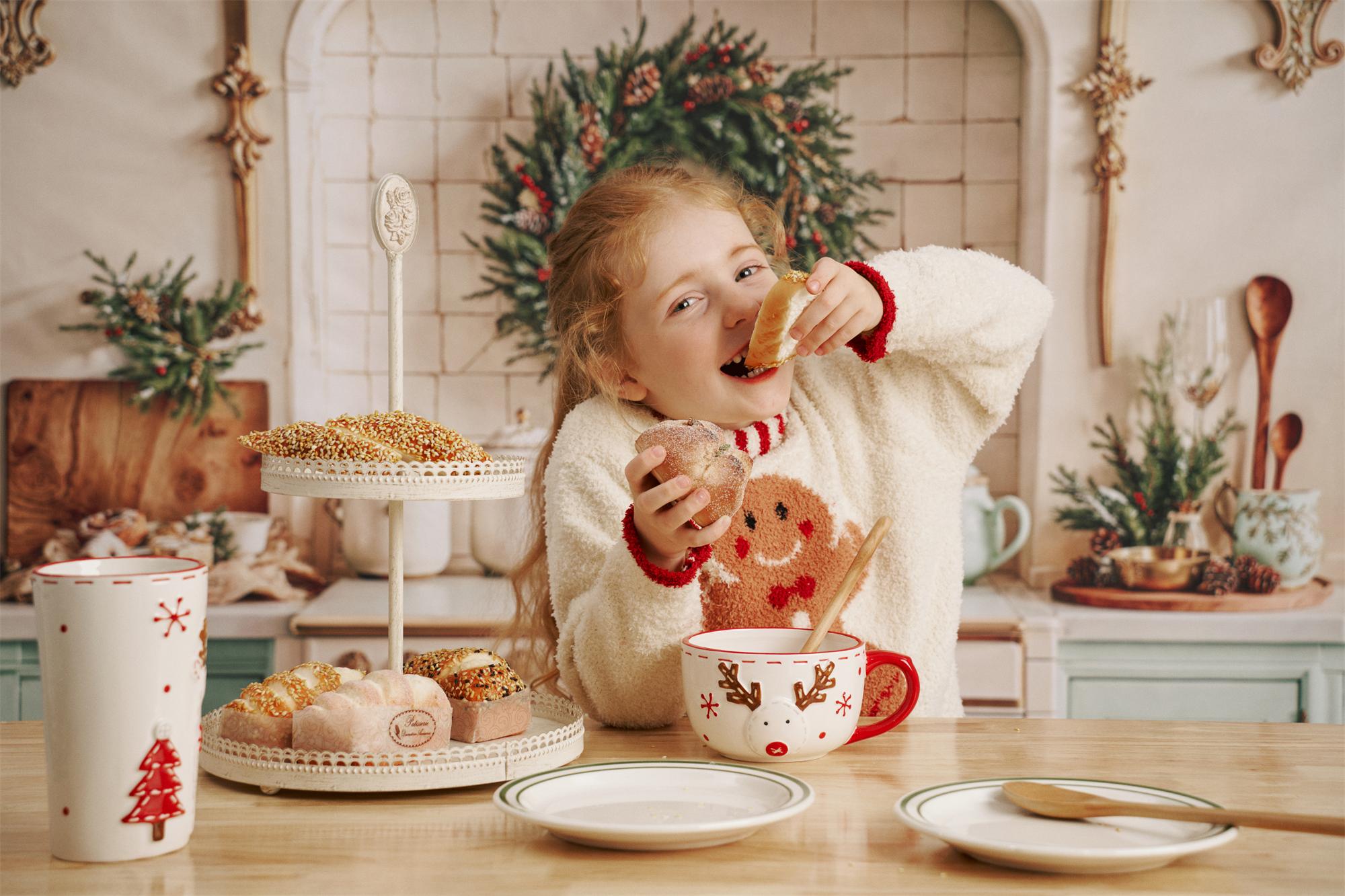 Kate White Christmas Kitchen Cupboard Backdrop Designed by Emetselch -UK