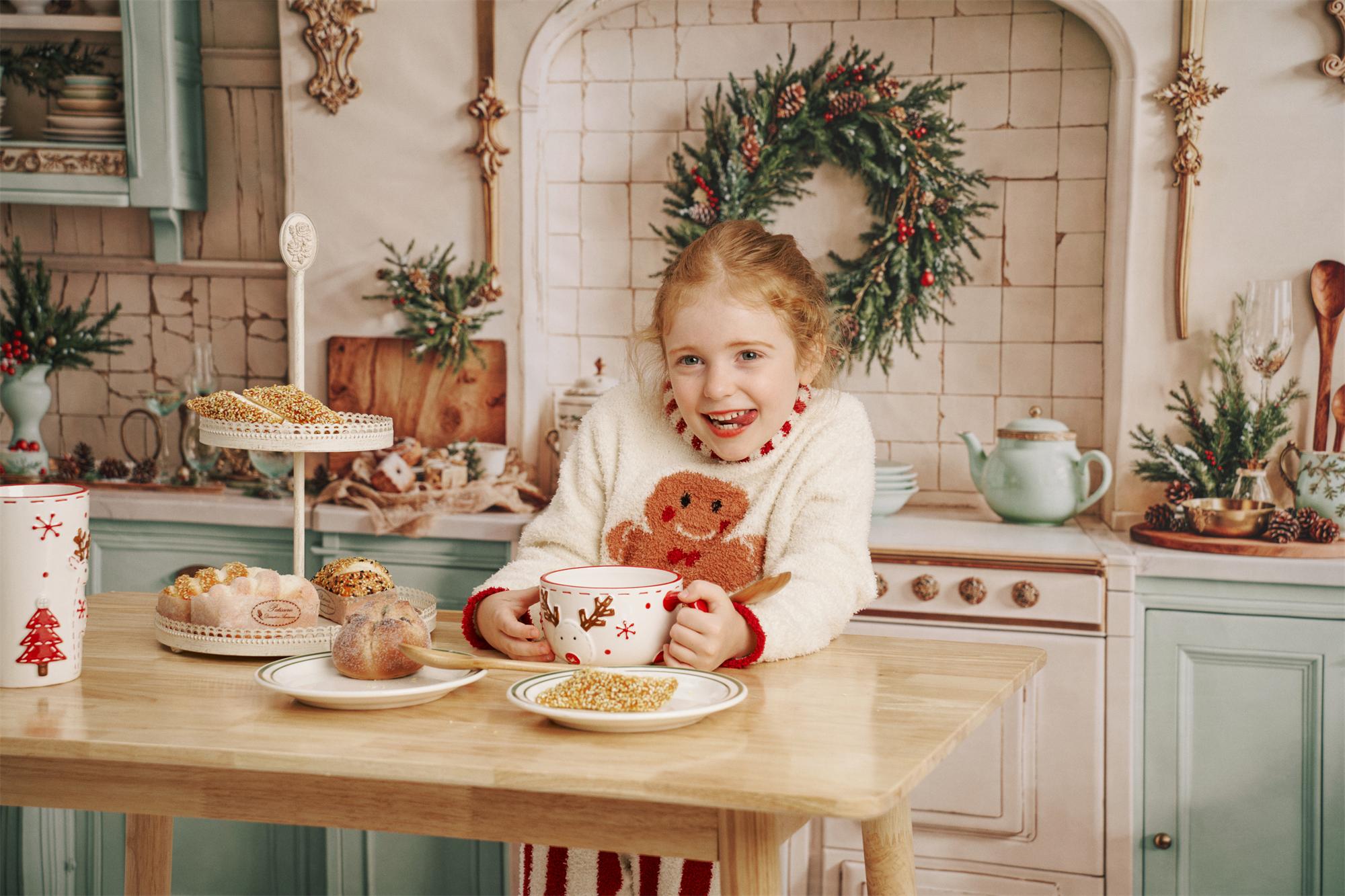 Kate White Christmas Kitchen Cupboard Backdrop Designed by Emetselch -UK