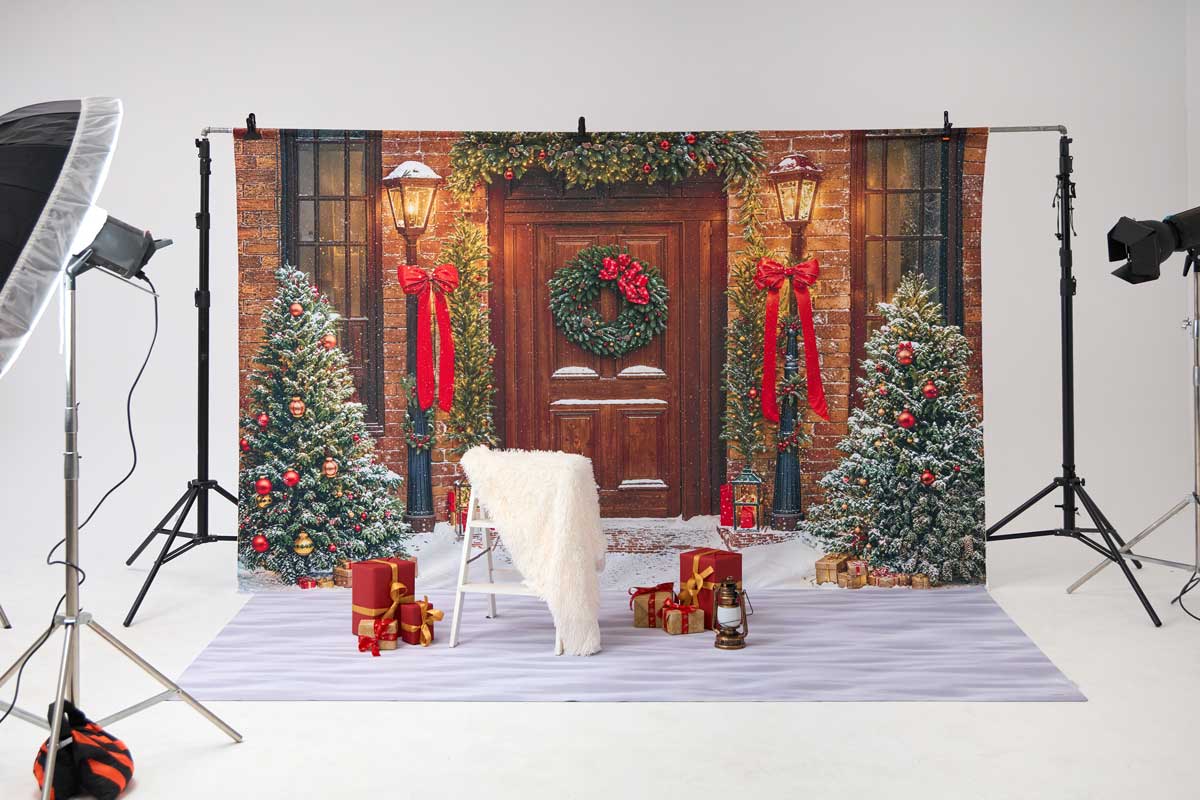 Kate Winter Christmas Tree Red Front Wooden Door Wreath Photo Kit -UK