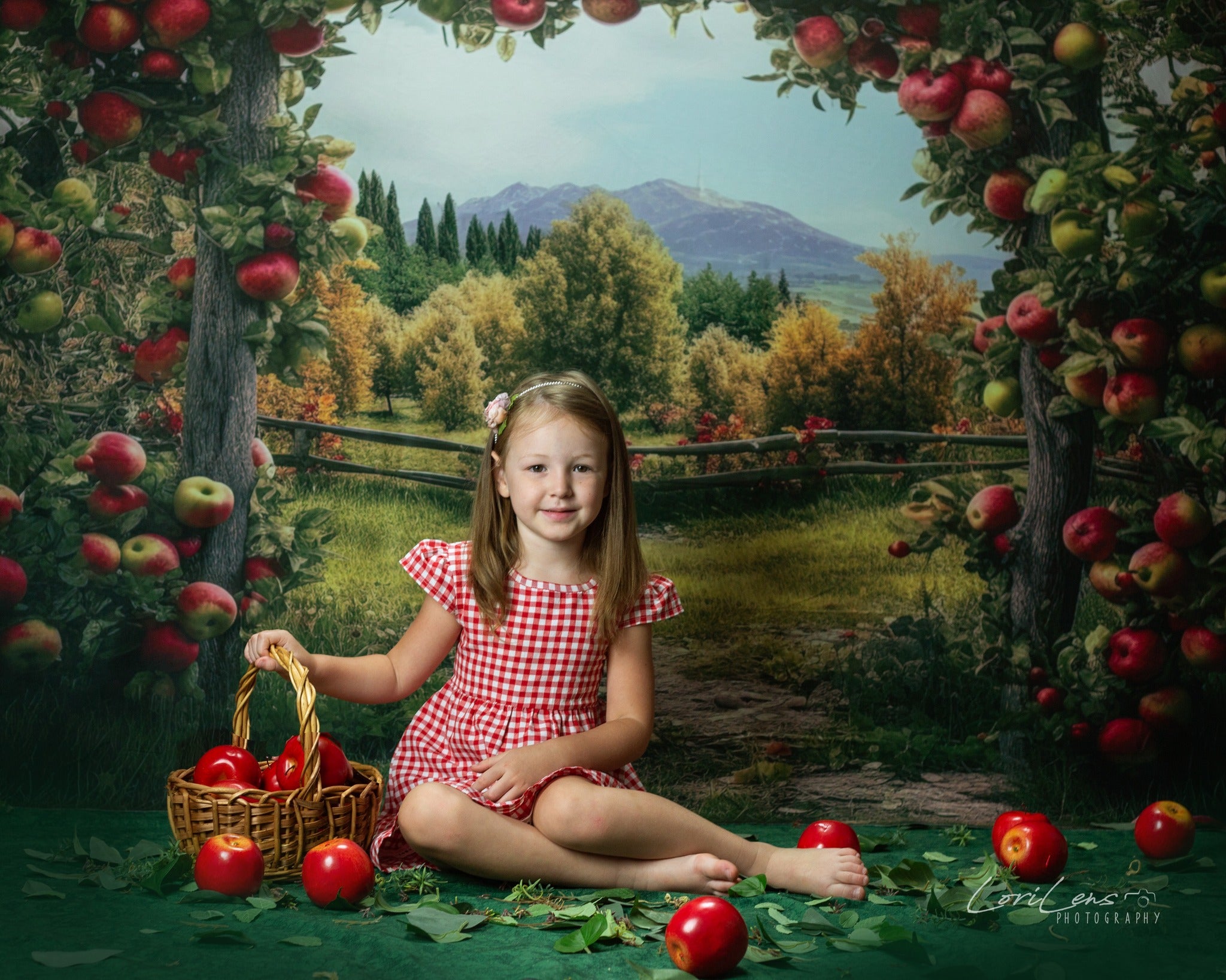 Kate Summer/Autumn Apple Arch Farm Backdrop Designed by Angela Marie Photography -UK