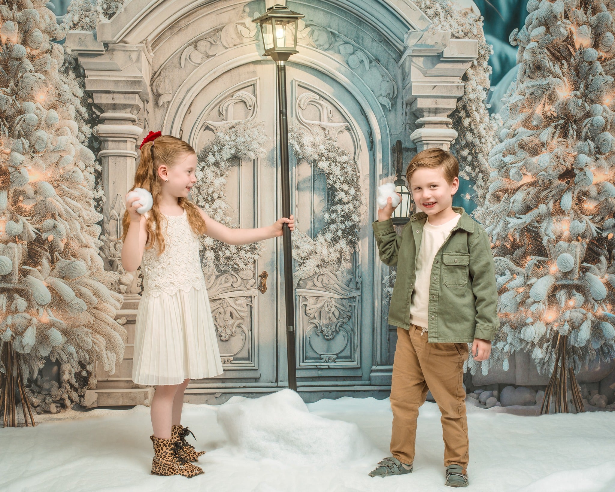 Kate Winter Christmas Snowy Door Tree Backdrop for Photography -UK