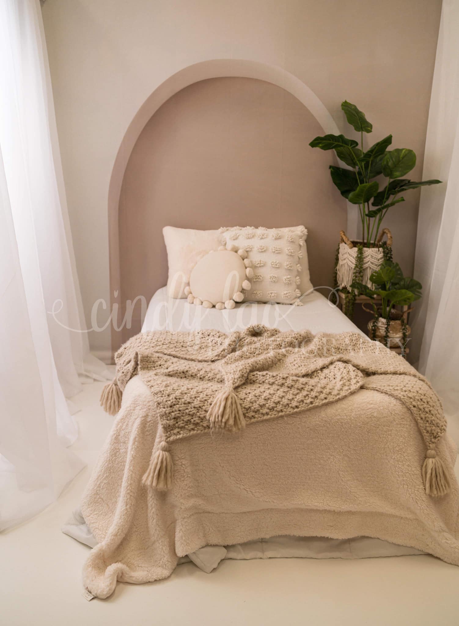 Kate White Art Arch Wall Boho Backdrop Designed by Kate Image -UK