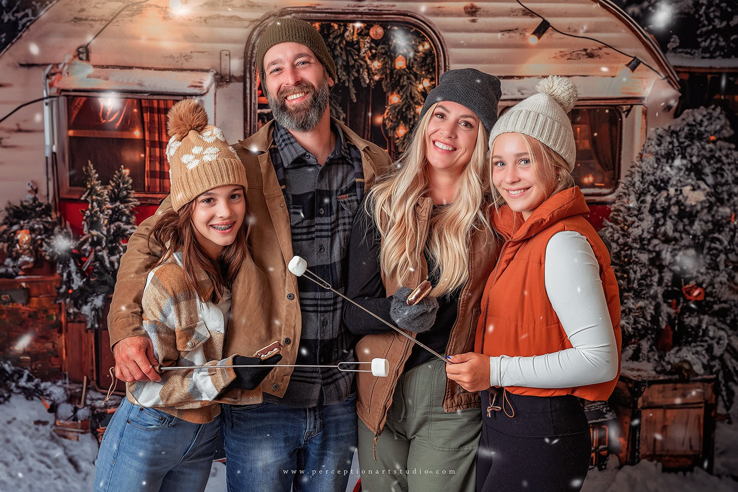 Kate Christmas Suitcase Camping Car Backdrop Designed by Emetselch -UK