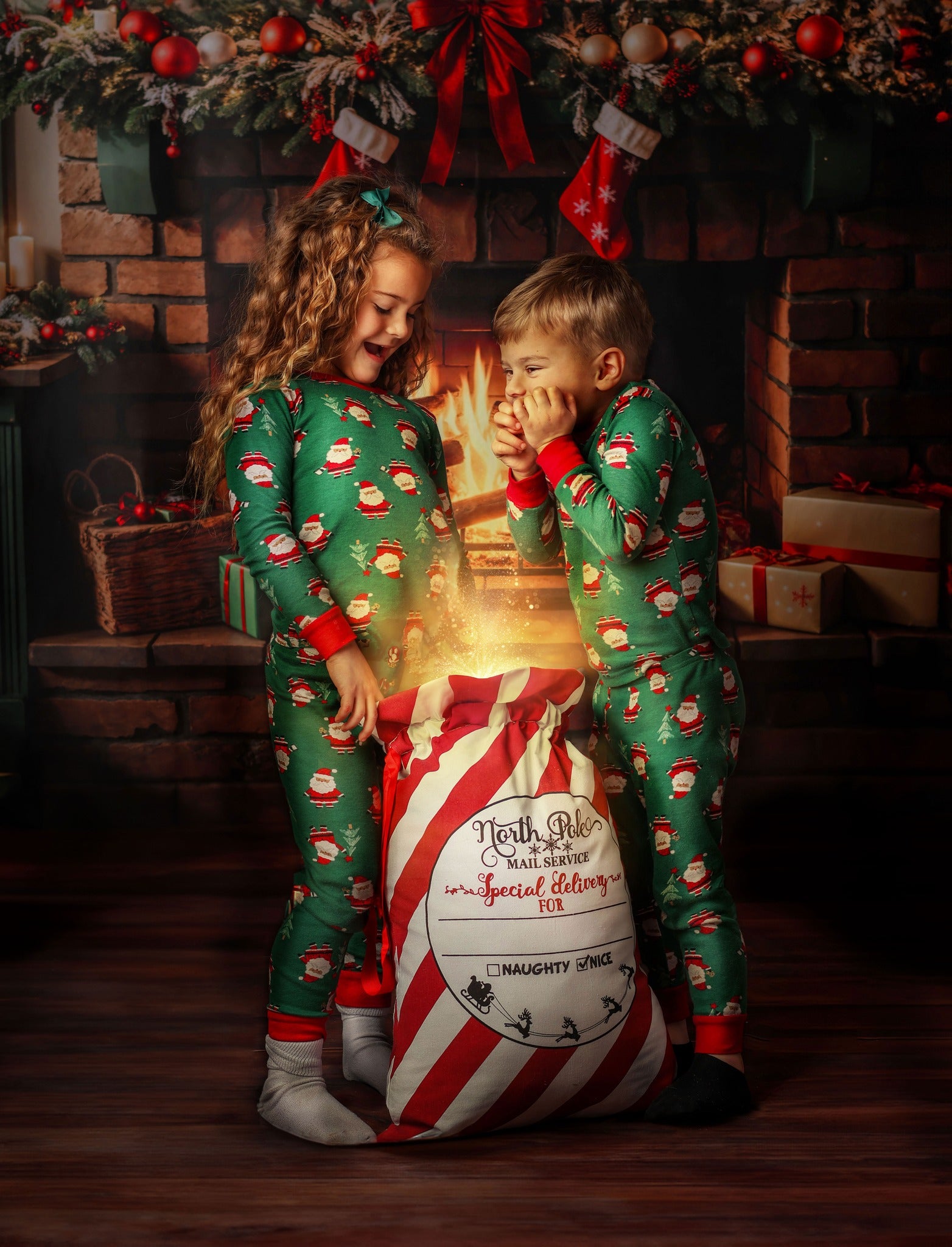 Kate Christmas Green Kitchen Fireplace Backdrop Designed by Emetselch -UK