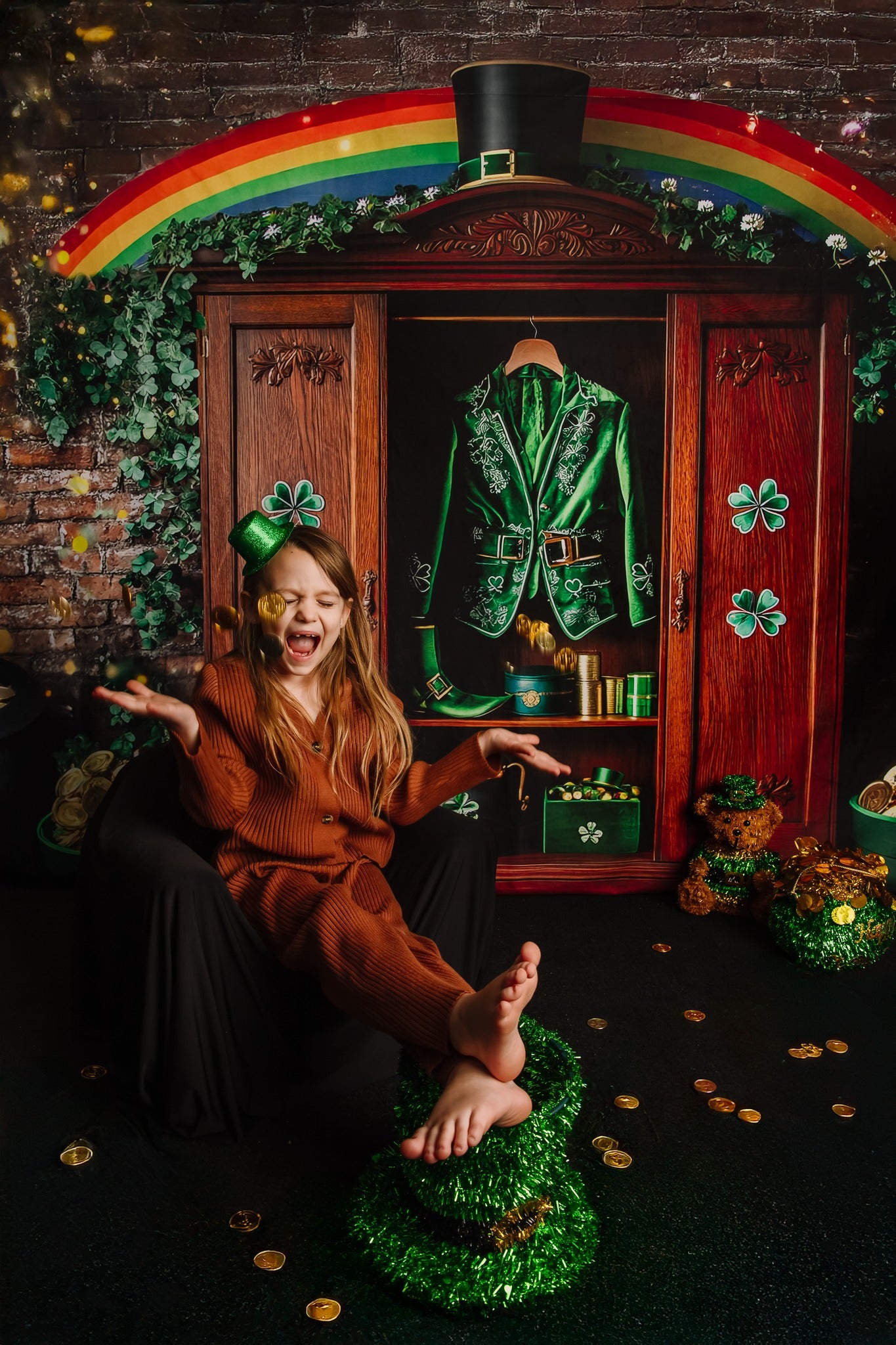 Kate Shamrock Leprechaun Rainbow Closet Backdrop Designed by Mini MakeBelieve -UK