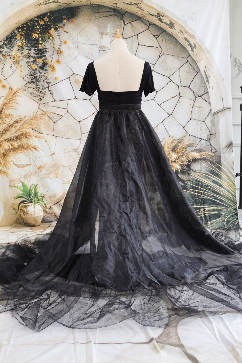 On Sale Kate Lace Short Sleeved Strapless Black Maternity Photoshoot Dress -UK