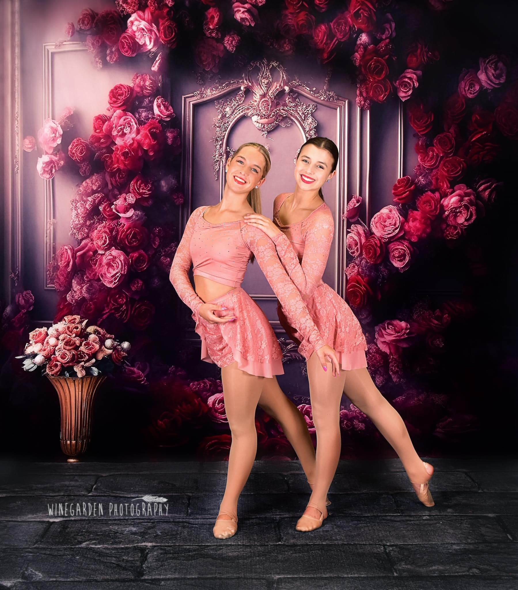 Kate Romantic Rose Flower Vintage Wall Backdrop for Photography -UK