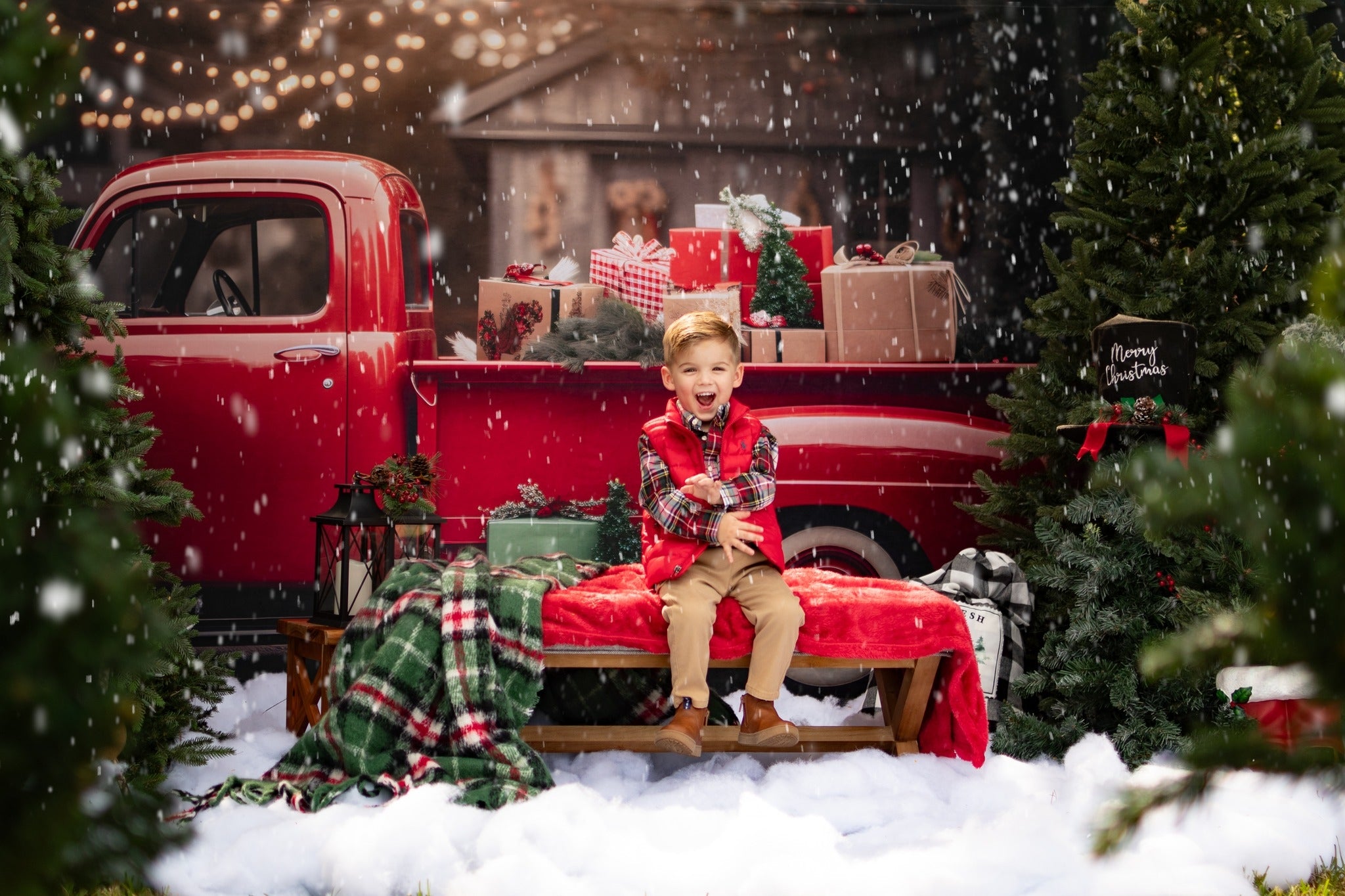 Kate Christmas Gift in Red Car Backdrop for Photography