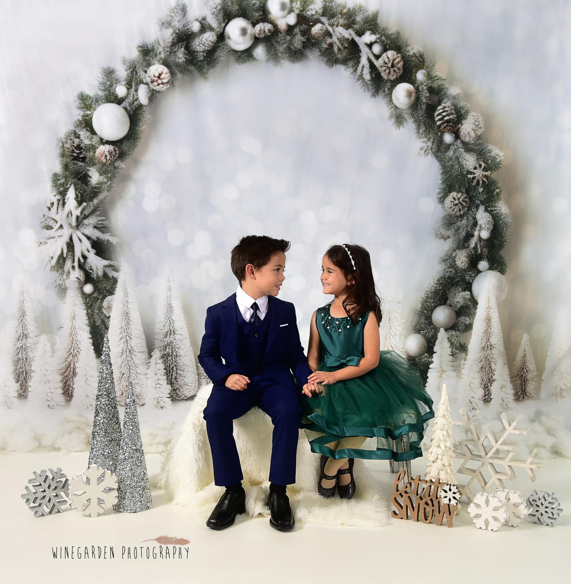 Kate White Christmas Arch Bokeh Neon Backdrop for Photography -UK