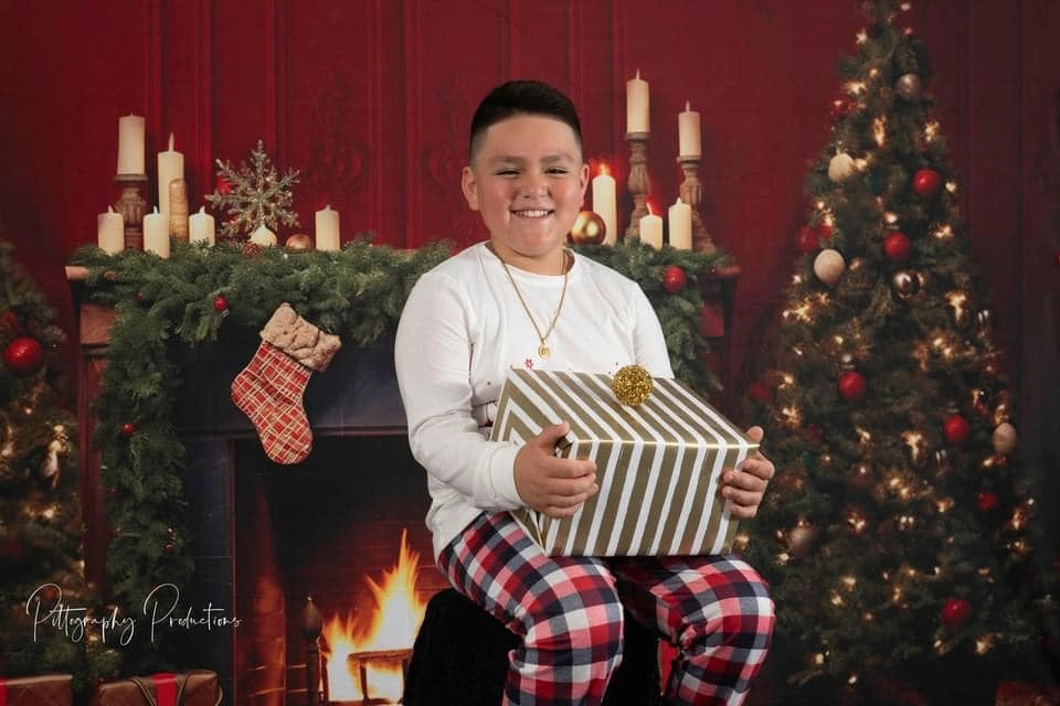 Kate Christmas Red Wall Fireplace Backdrop for Photography -UK