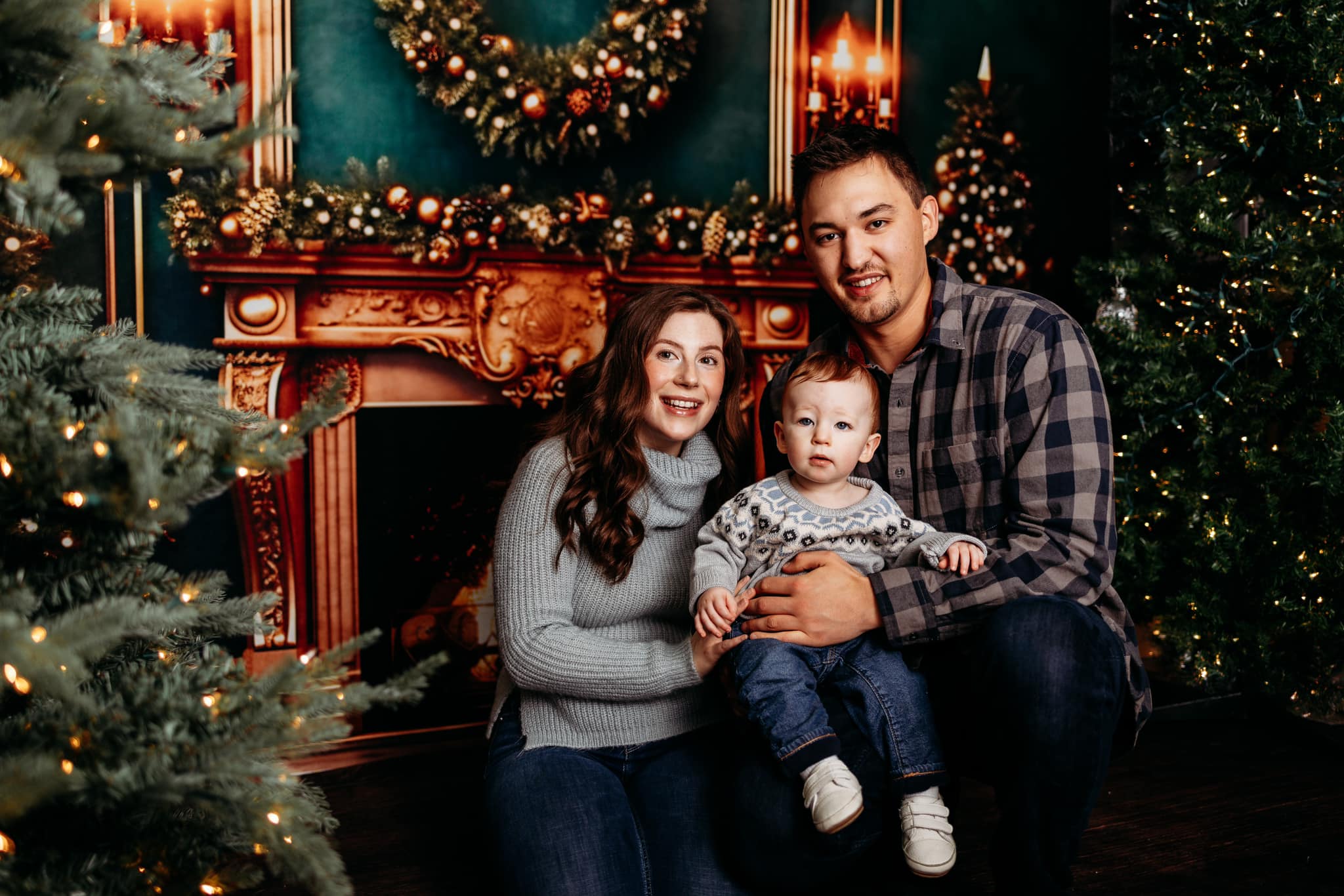 Kate Christmas Green Wall Golden Fireplace Backdrop for Photography -UK