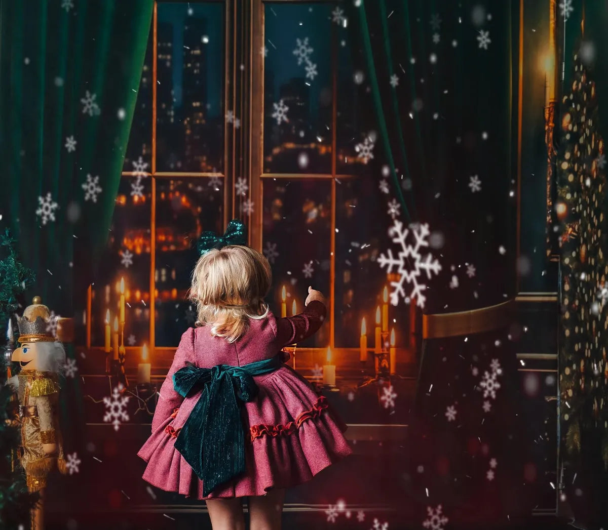 Kate Christmas Fireplace City Night Green Room Set -UK