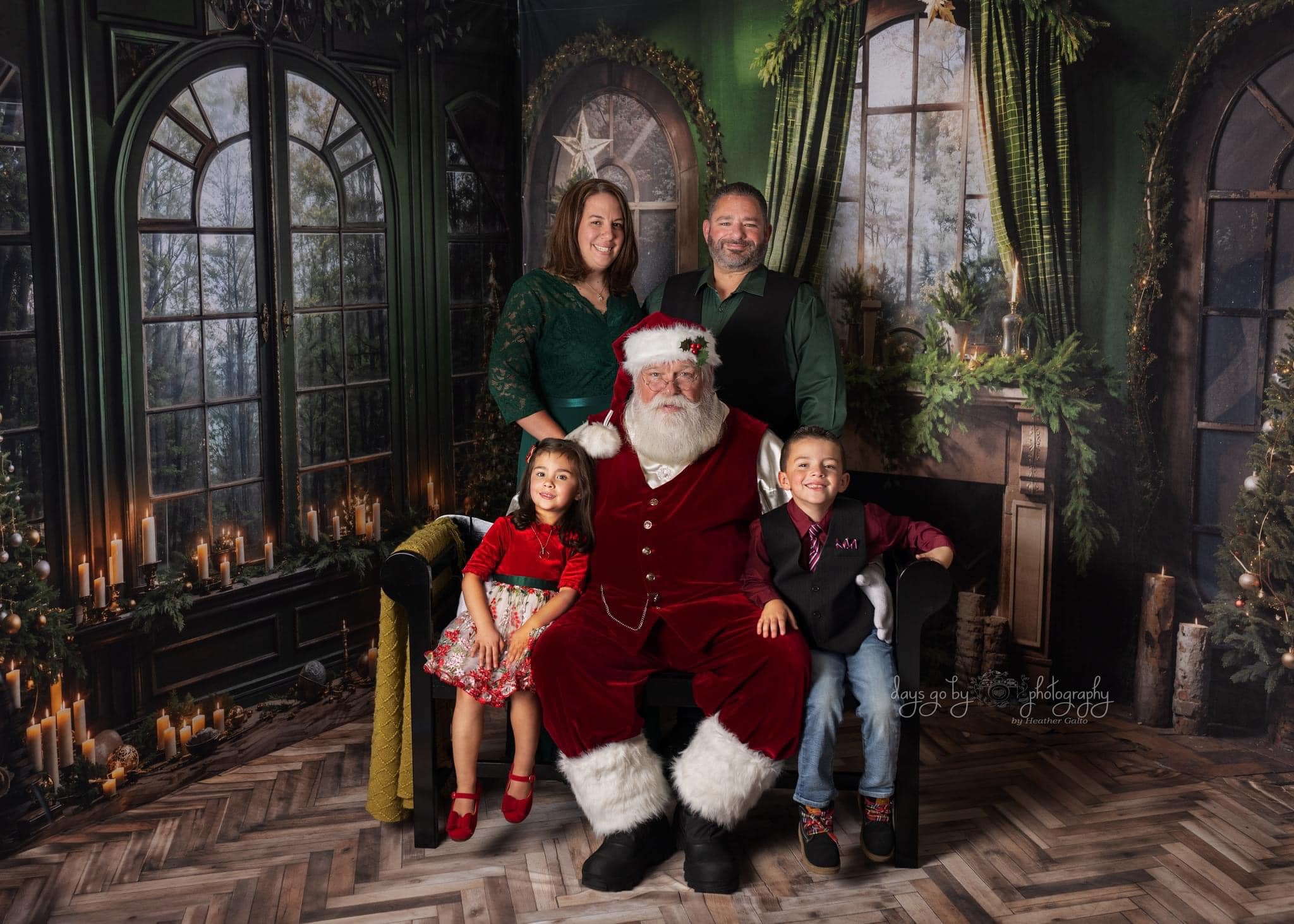 Kate Christmas Fireplace Window Green Room Set -UK