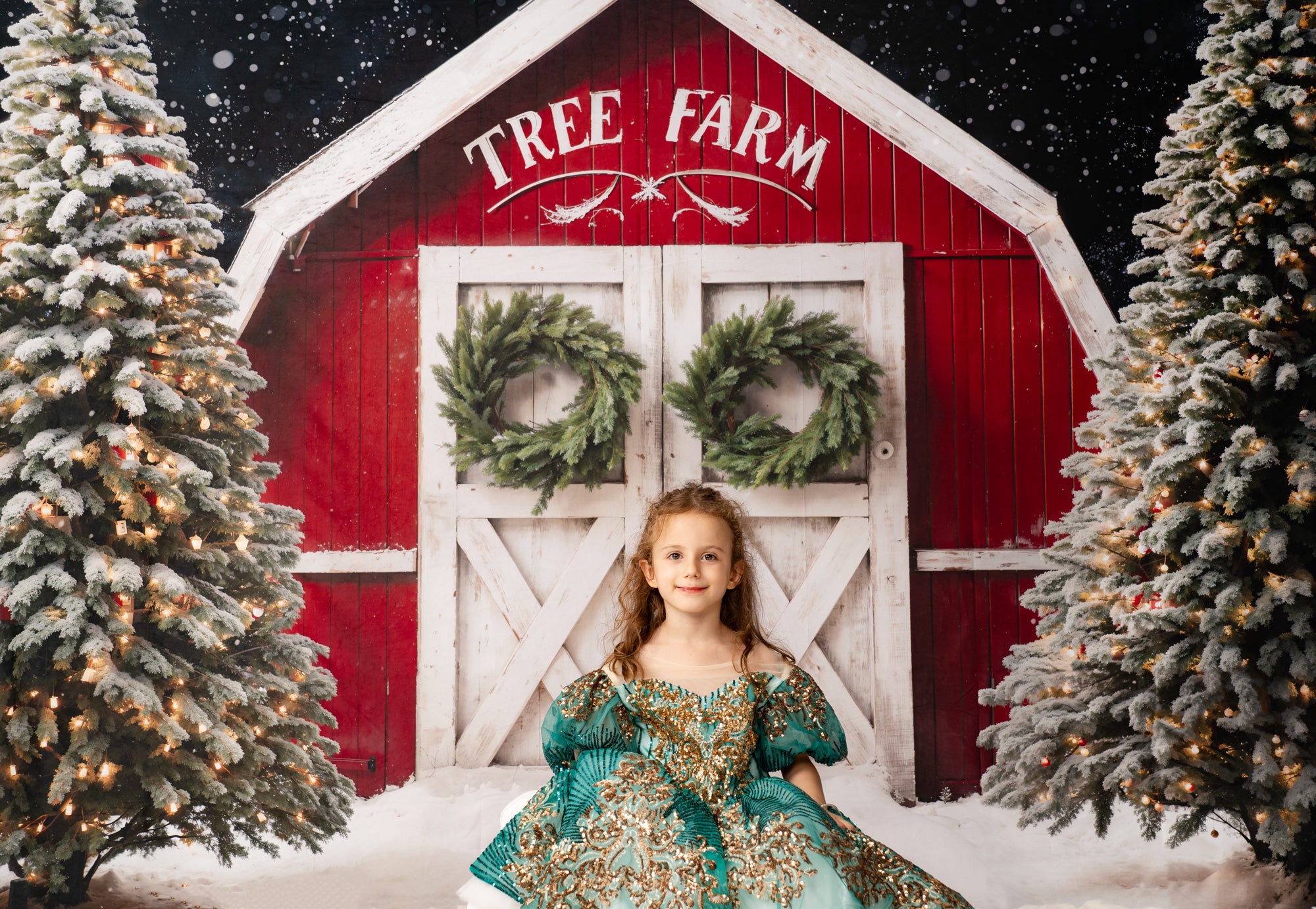 Kate Winter Christmas Tree Farm Red Barn Backdrop Designed by Chain Photography -UK