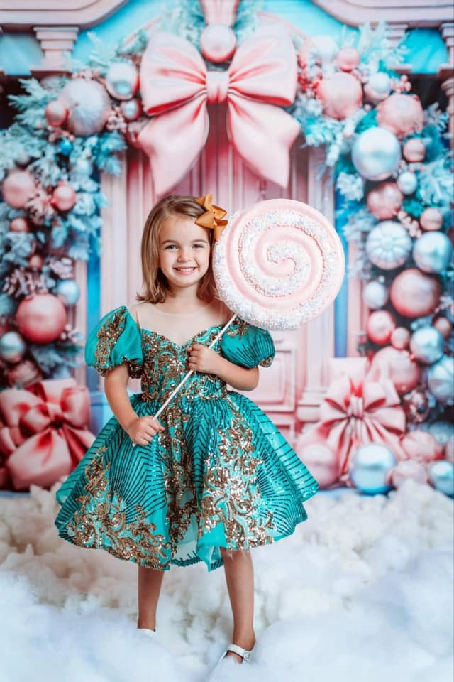 Kate Christmas Pink Door Arch Backdrop for Photography -UK