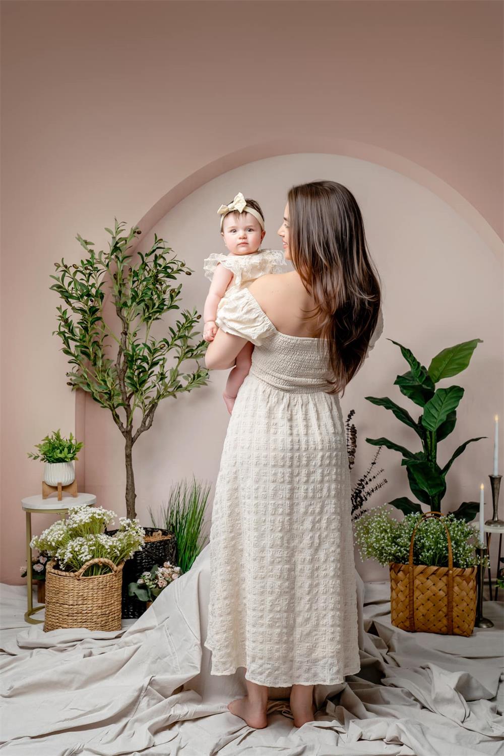 Kate Modern Style Beige Arch Wall Backdrop Designed by Emetselch -UK