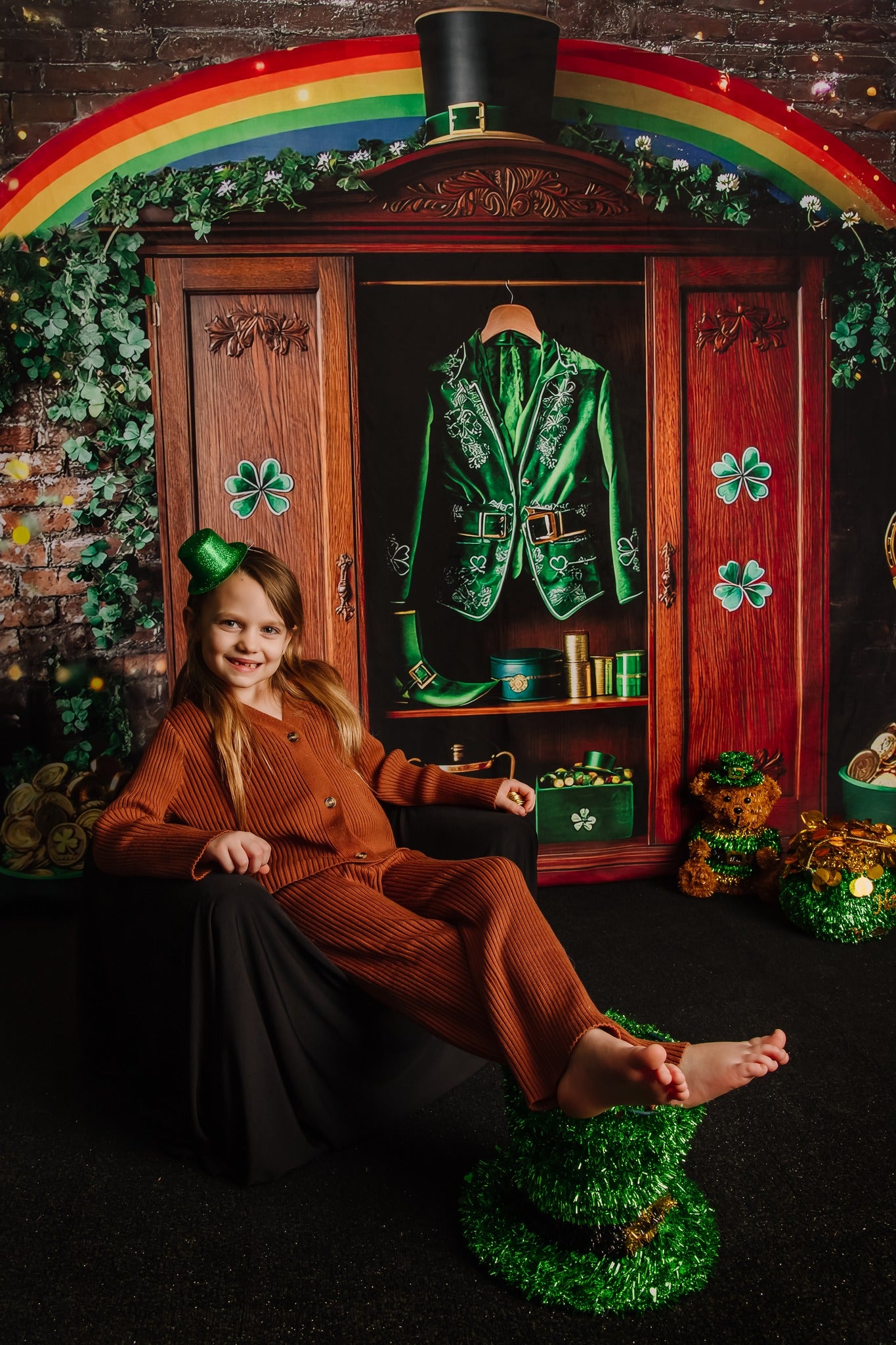 Kate Shamrock Leprechaun Rainbow Closet Backdrop Designed by Mini MakeBelieve -UK