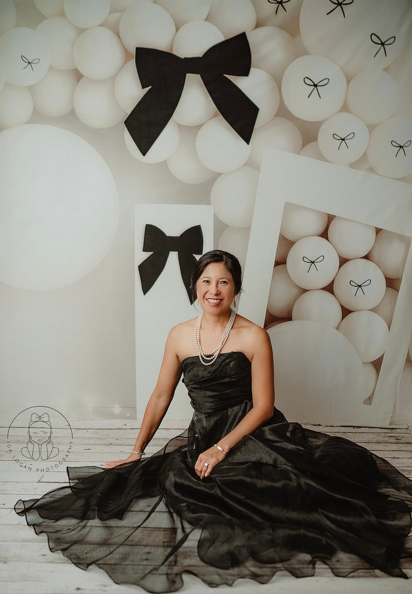 Kate Cake Smash Fashion Bow Black White Backdrop Designed by Patty Robert -UK