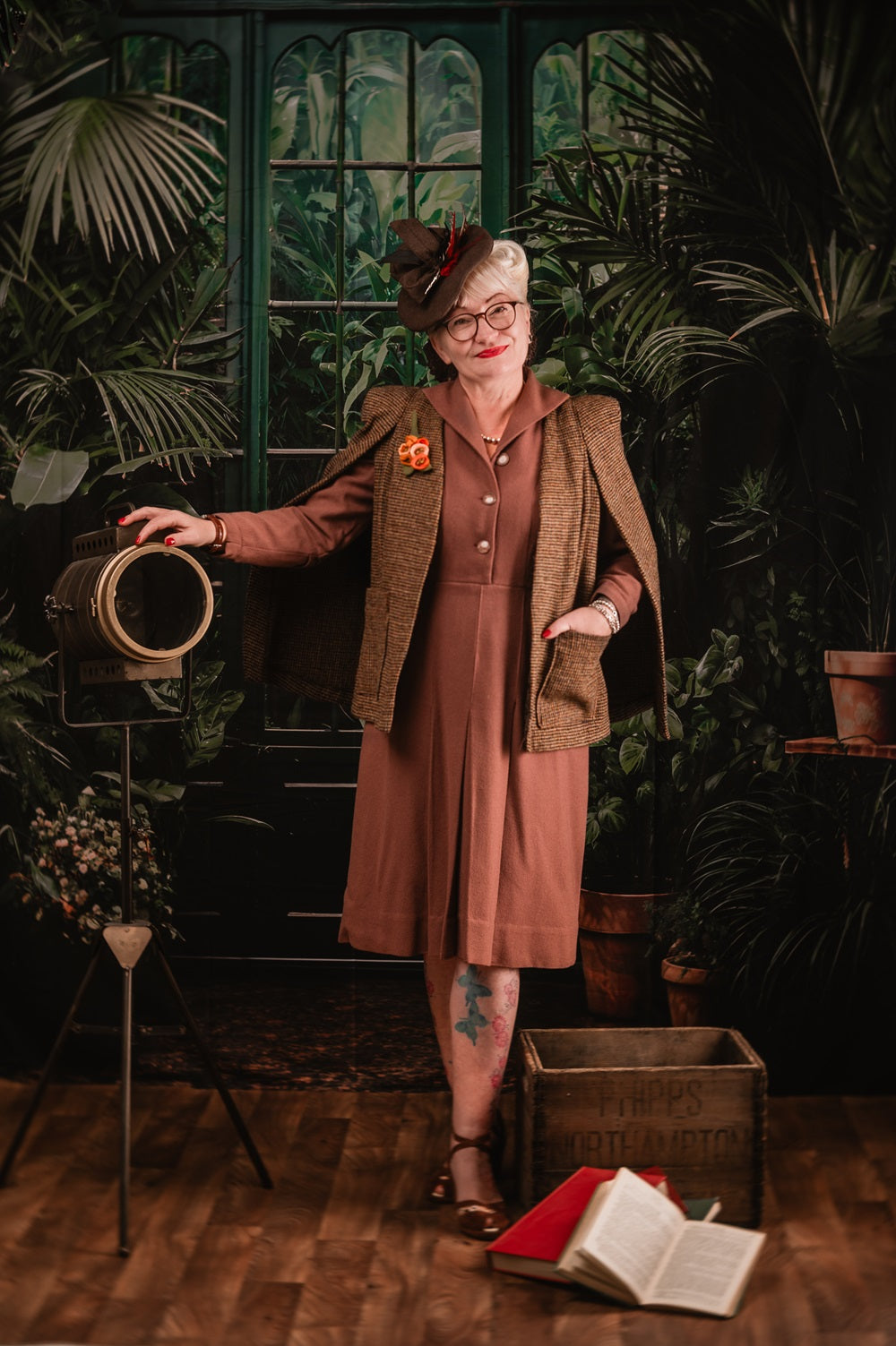 Kate Spring Green Plant Door Backdrop Designed by Emetselch -UK