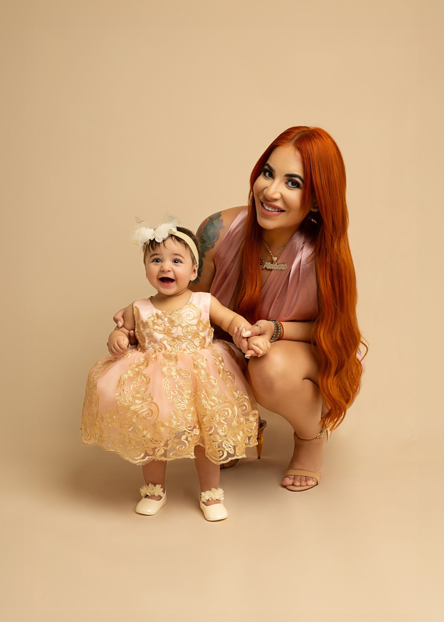 Kate Ivory Beige Seamless Paper Backdrop for Photography -UK