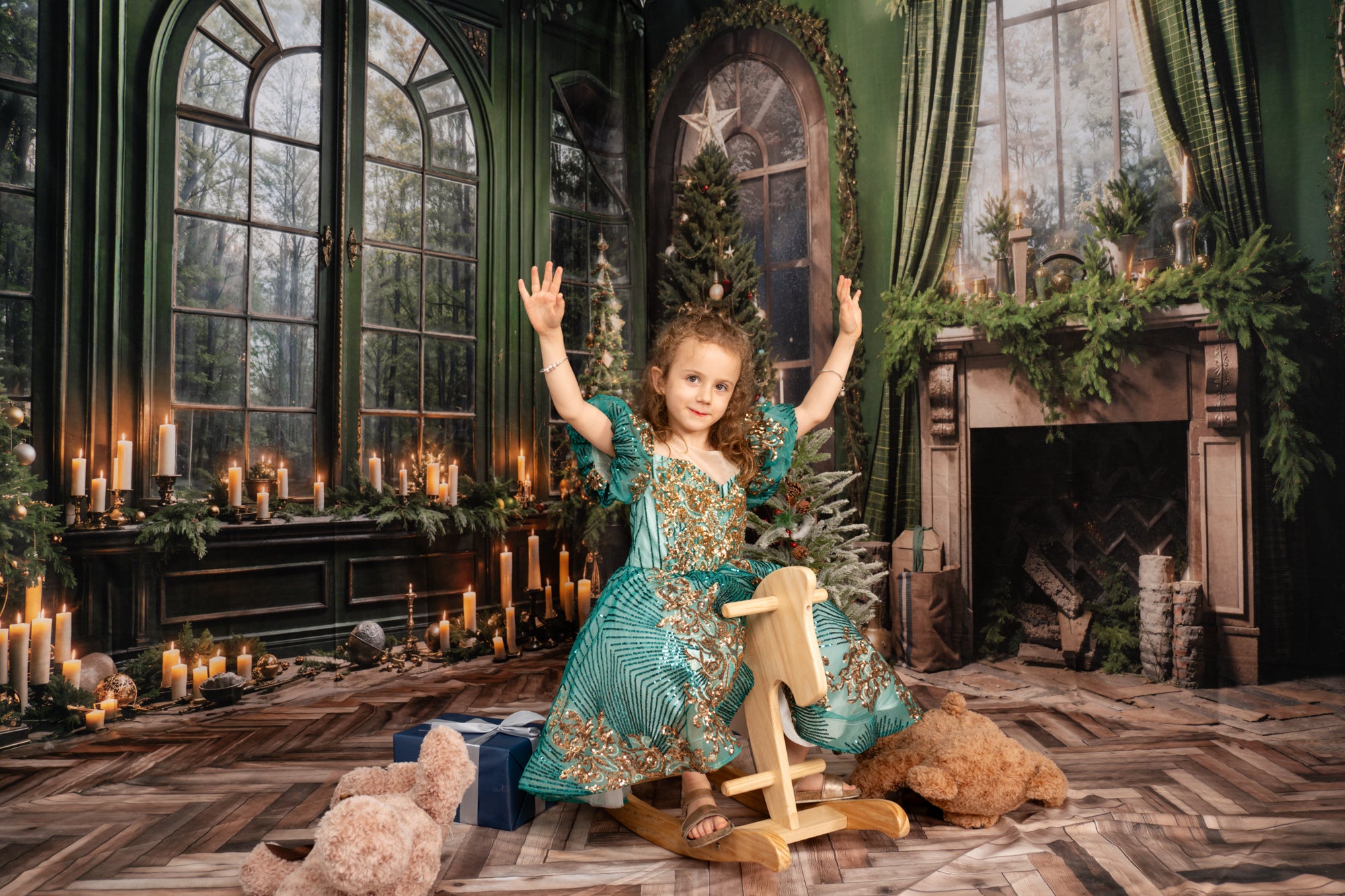 Kate Christmas Fireplace Window Green Room Set -UK