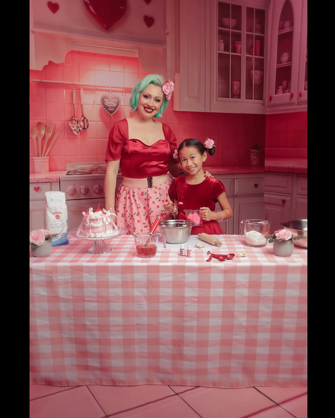 Kate Valentine Barbie Pink Kitchen Room Set -UK