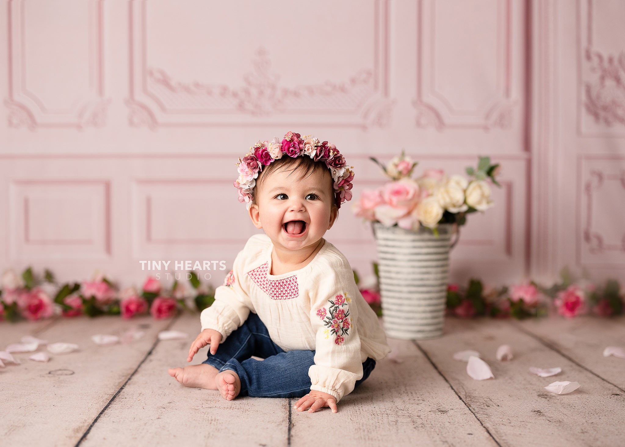Kate Pink Retro Wall Backdrop Designed by Chain Photography -UK
