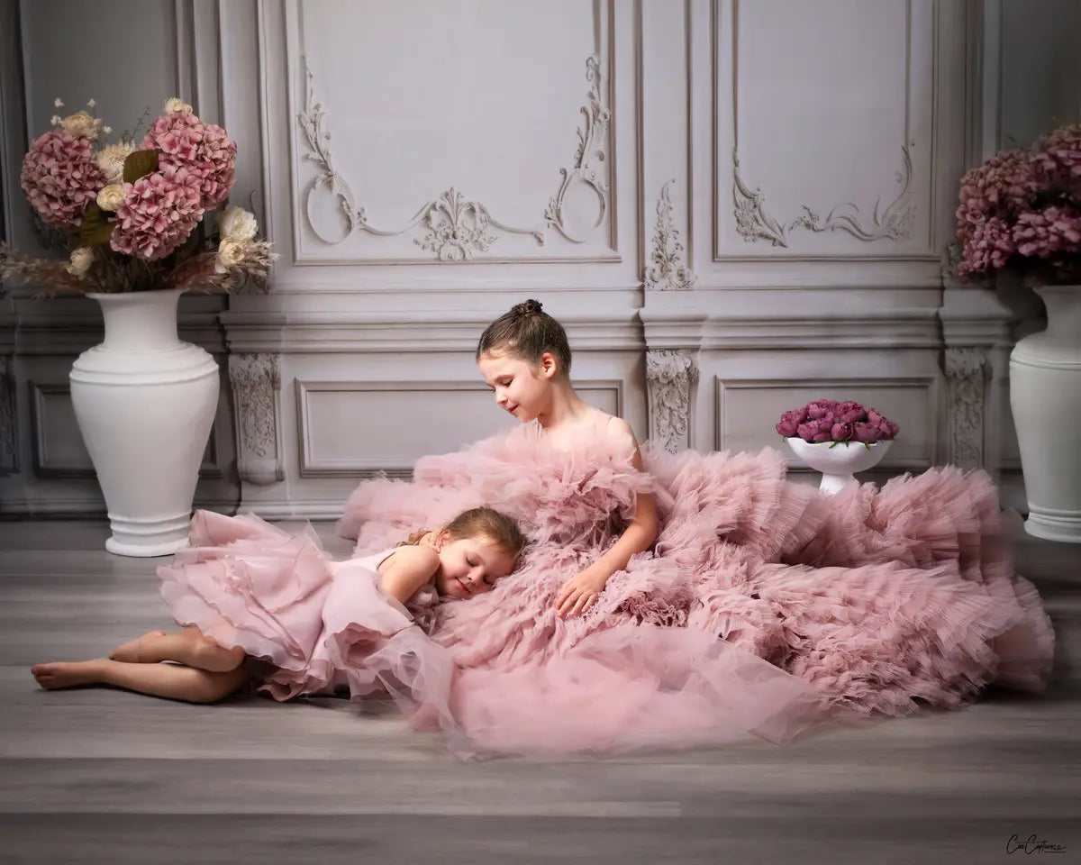 Kate White Retro Wall Backdrop Designed by Chain Photography -UK