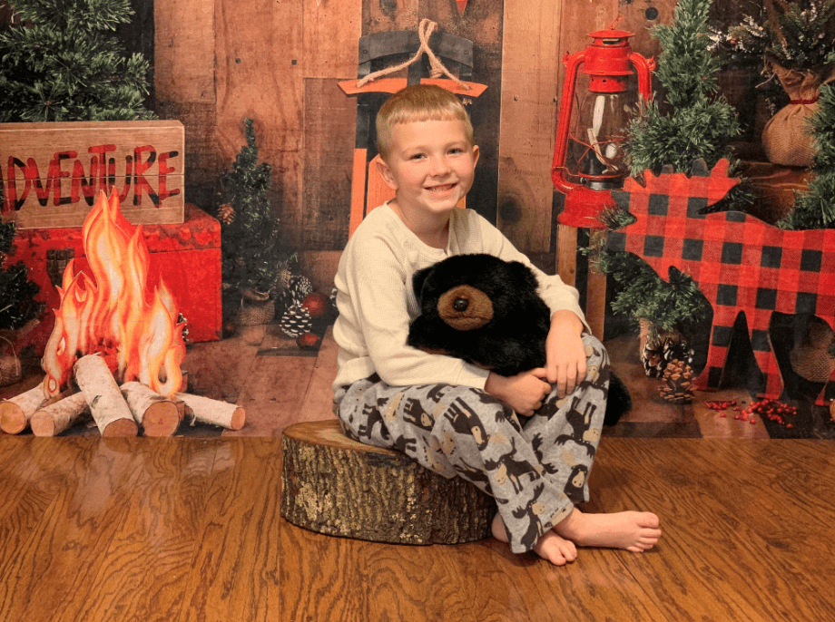 Kate Wood Xmas Toy Christmas Backdrop -UK