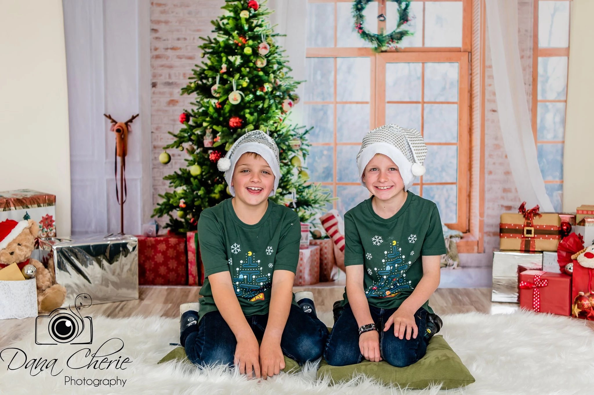 Kate Christmas Gifts Room Decoration Window View Backdrop -UK