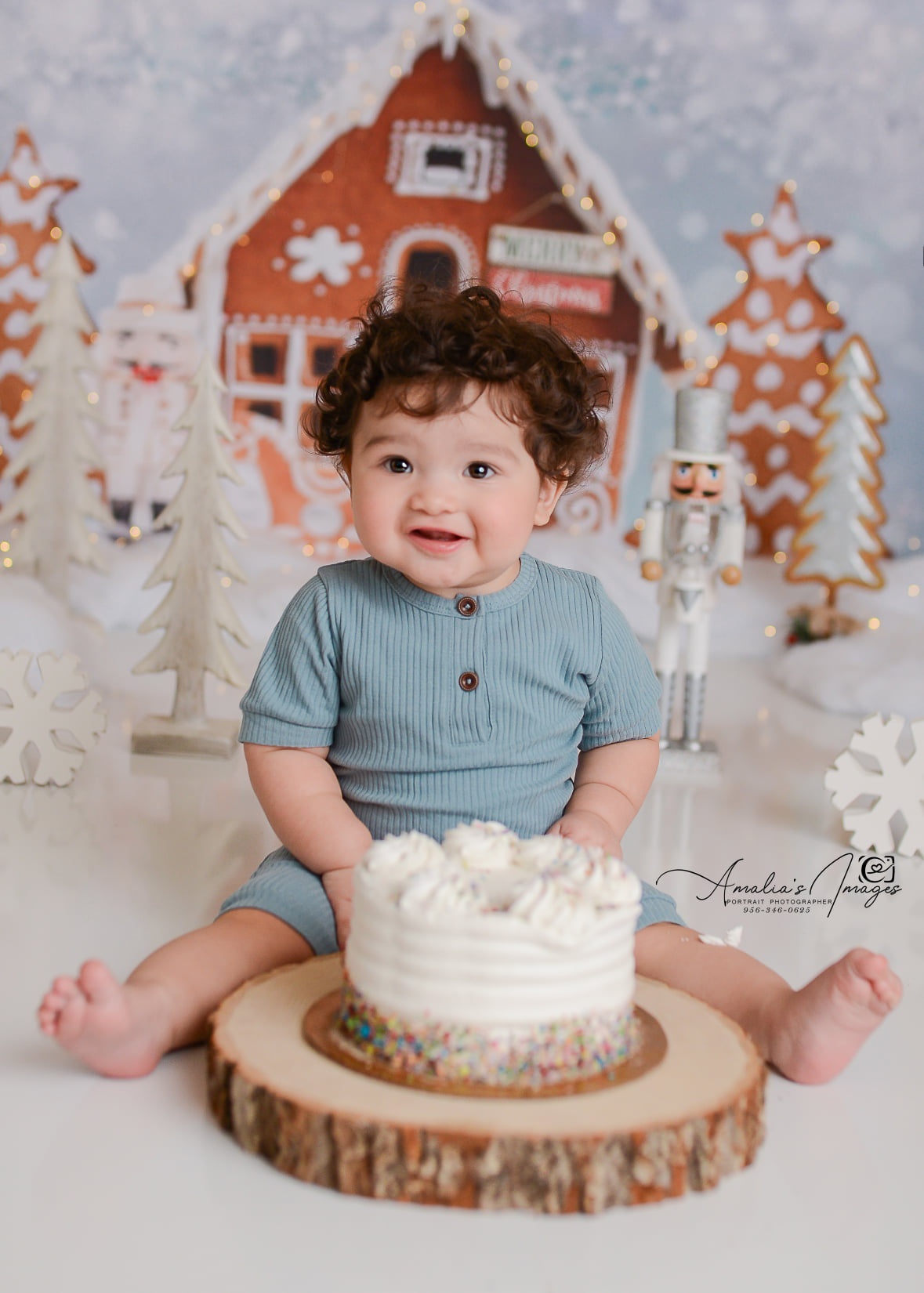 Kate Christmas Gingerbread House Hot Cocoa Backdrop for Photography -UK