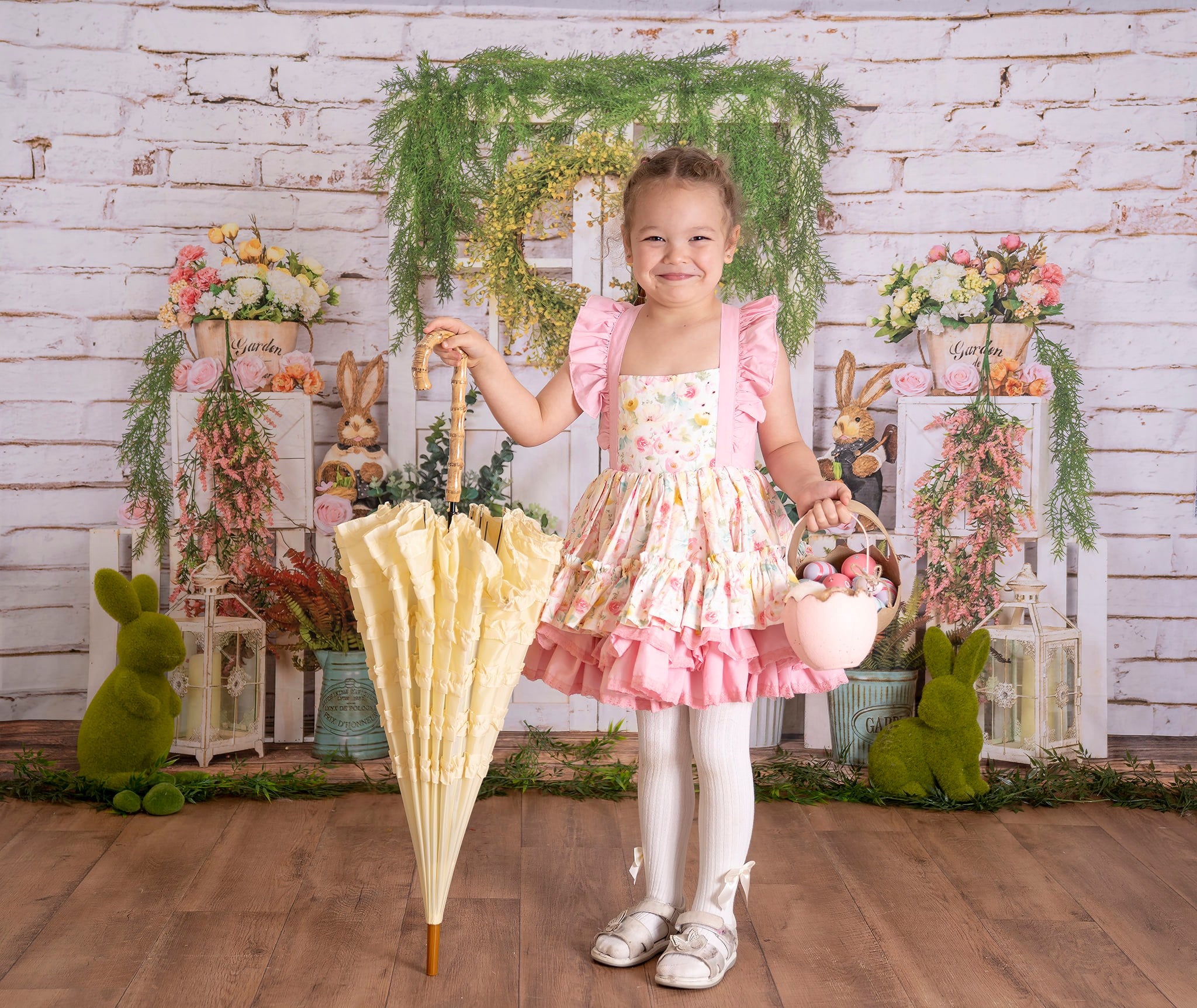 Kate Spring Vines Door White Brick Wall Backdrop Designed by Emetselch -UK