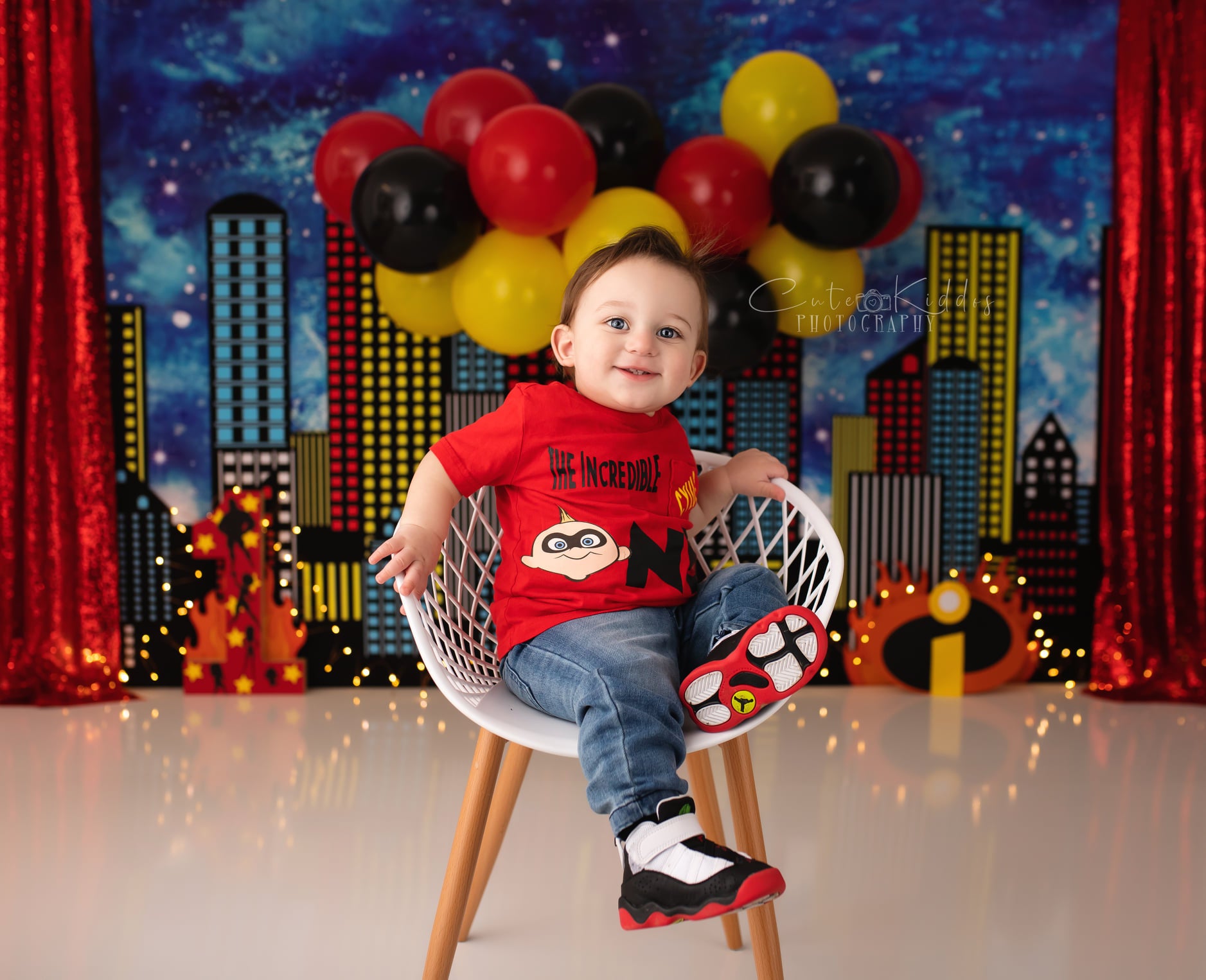 Kate Superhero City Backdrop Designed by Mandy Ringe Photography -UK