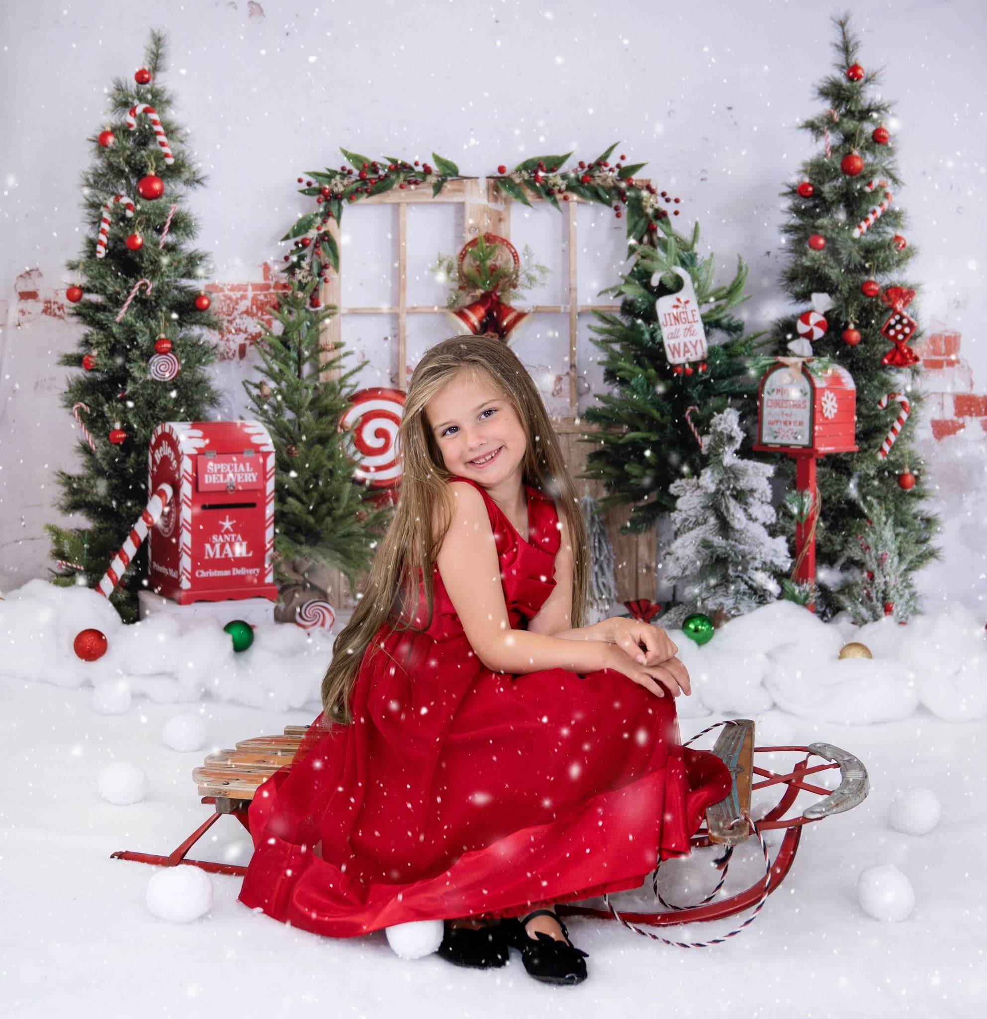 Kate Winter Christmas Tree Snow Backdrop Designed by Emetselch -UK