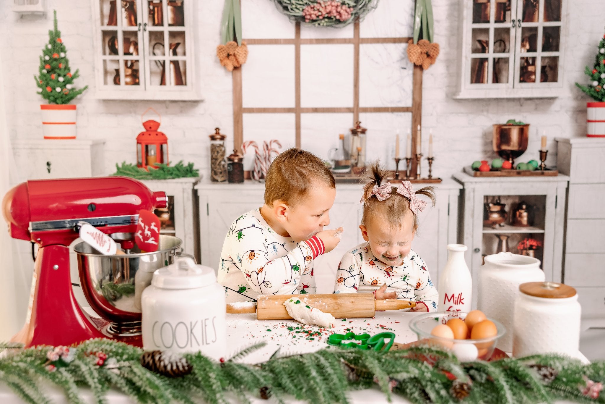 Kate Christmas White Cupboard Backdrop for Photography -UK