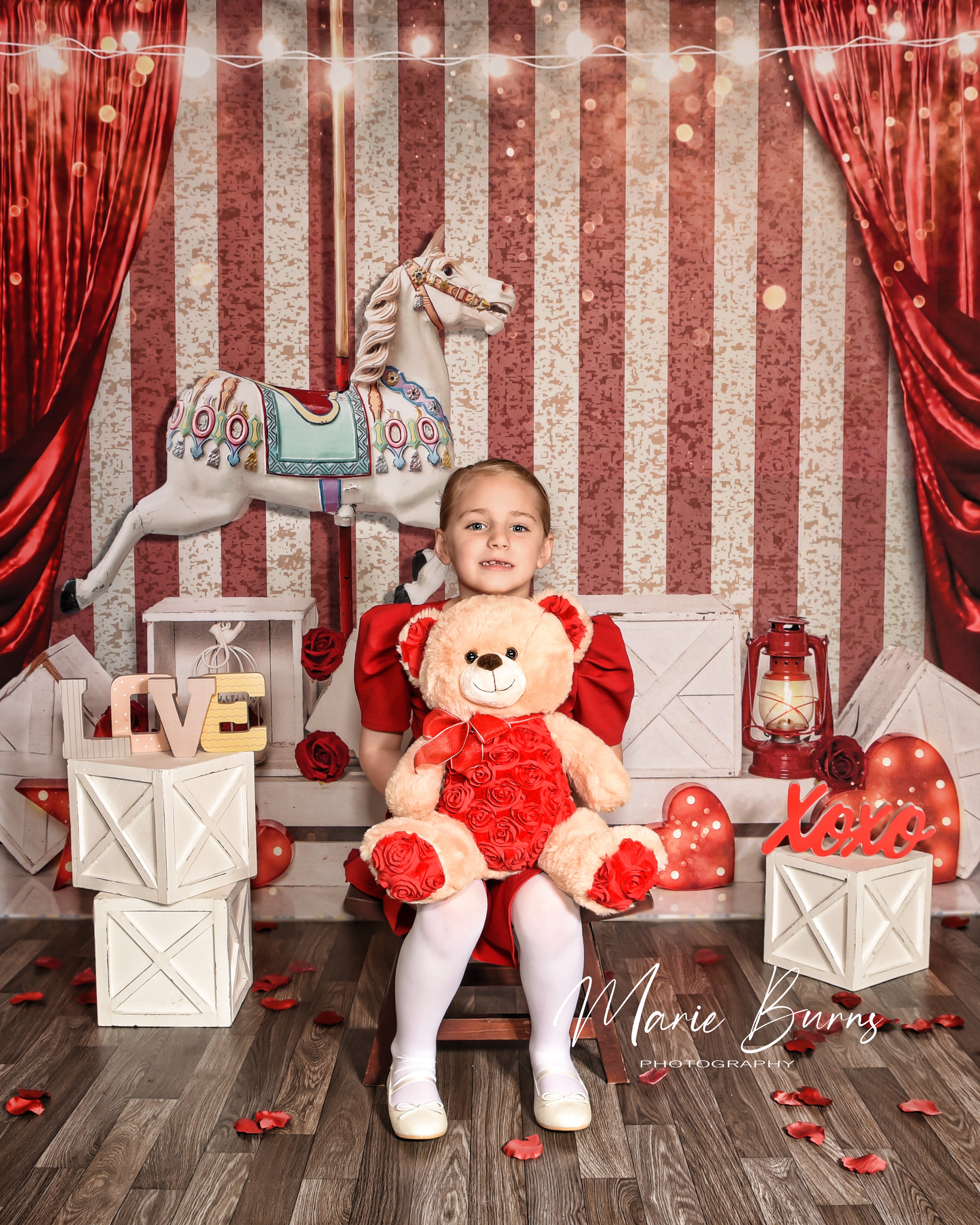 Kate Valentine's Day Stage Trojan Horse Backdrop for Photography -UK