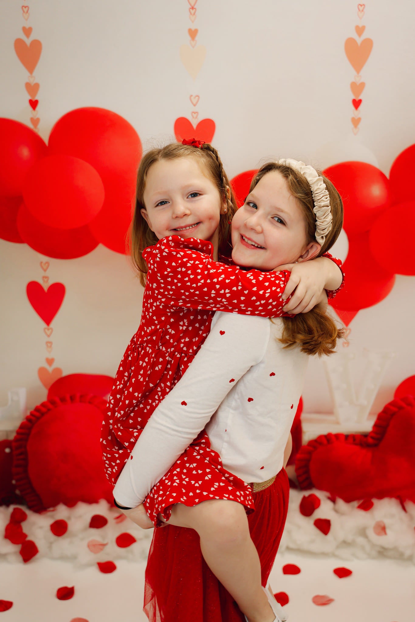 Kate Valentine's Day Balloons Love Heart Backdrop Designed by Uta Mueller Photography -UK