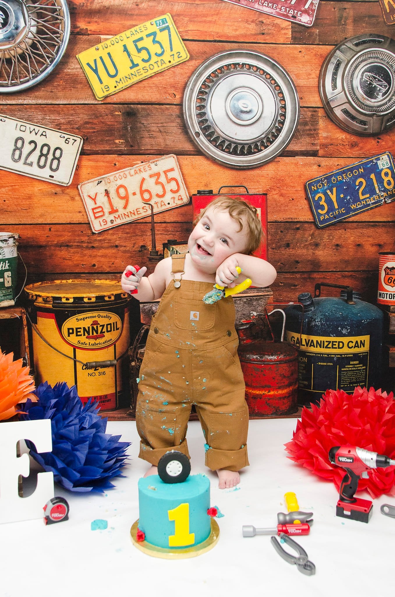 Kate Garage Boys/Father's Day Backdrop Designed by Arica Kirby -UK