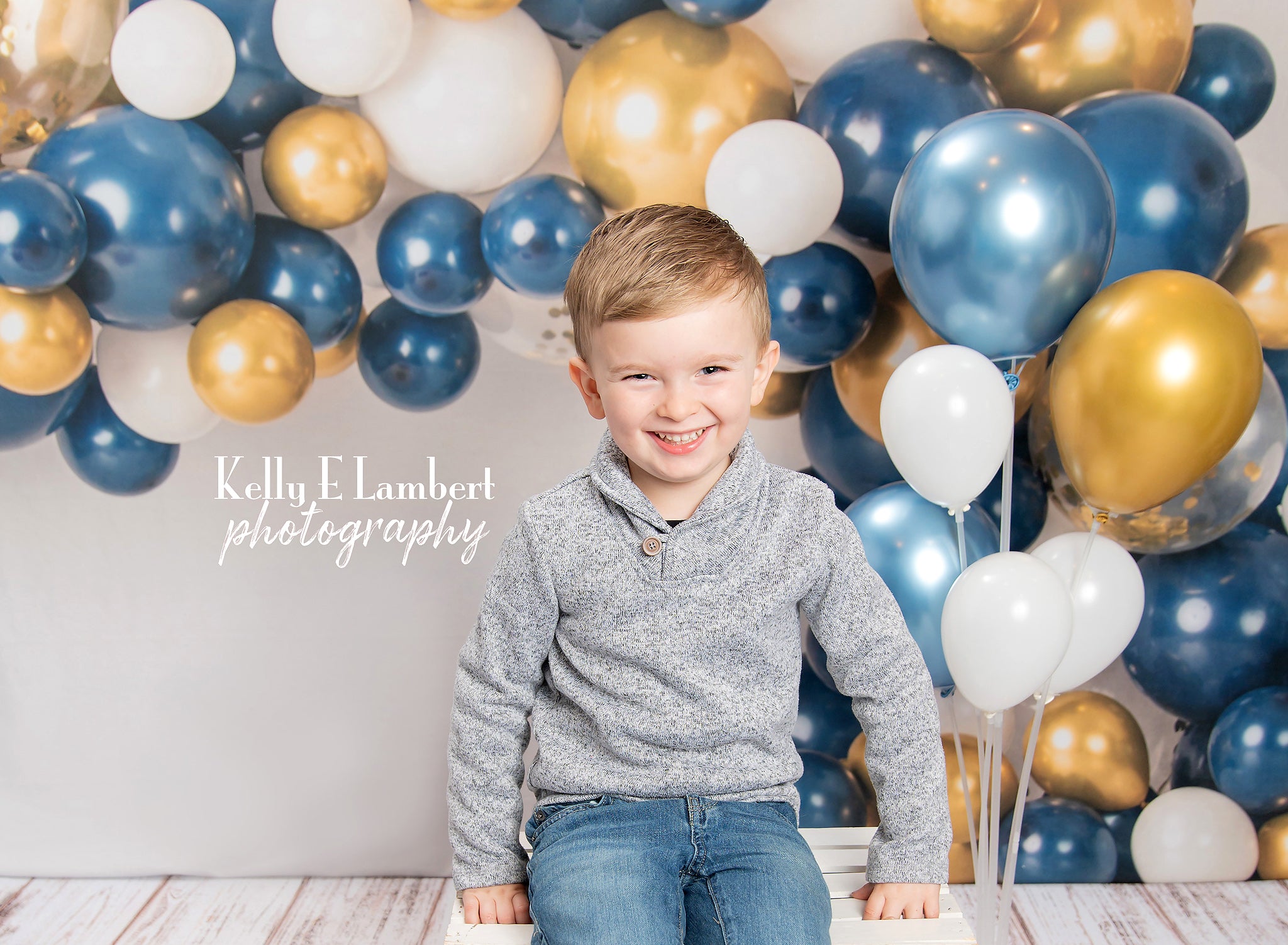 Kate Navy and Gold Balloon Garland Backdrop Designed by Mandy Ringe Photography -UK