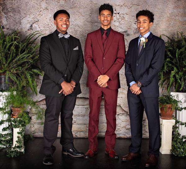 Kate Retro Damaged Cement Brick Backdrop -UK