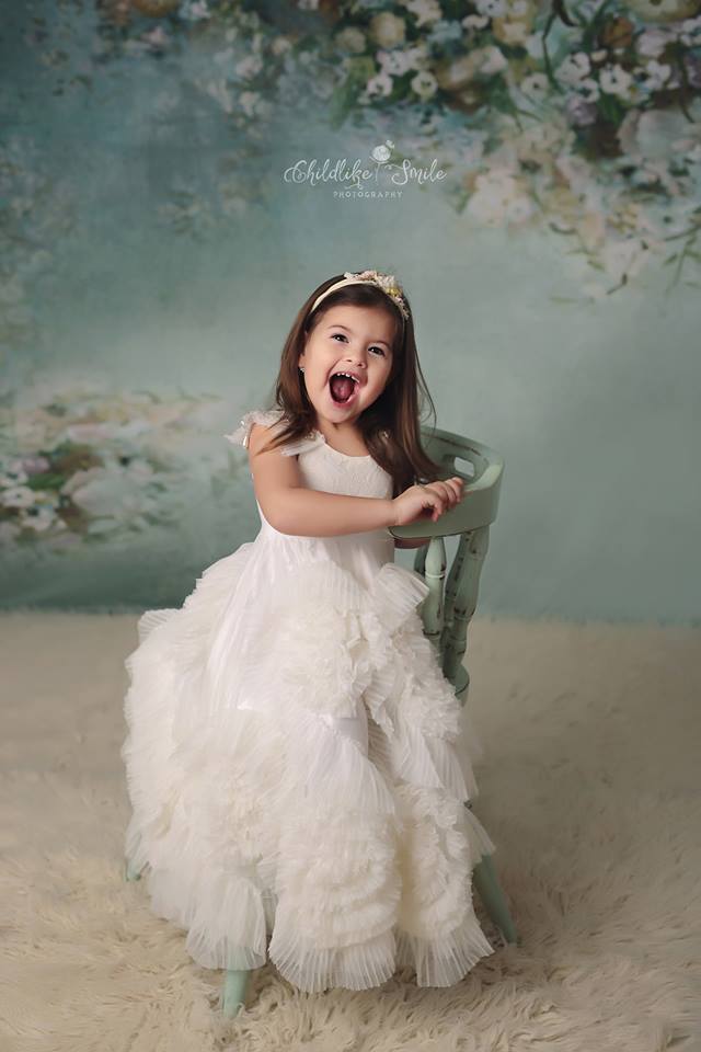 Kate Green Spring White Flowers Backdrop for Photography -UK