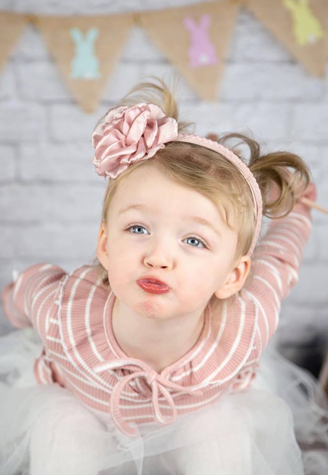 Kate Hoppy Easter Backdrop designed by Arica Kirby -UK