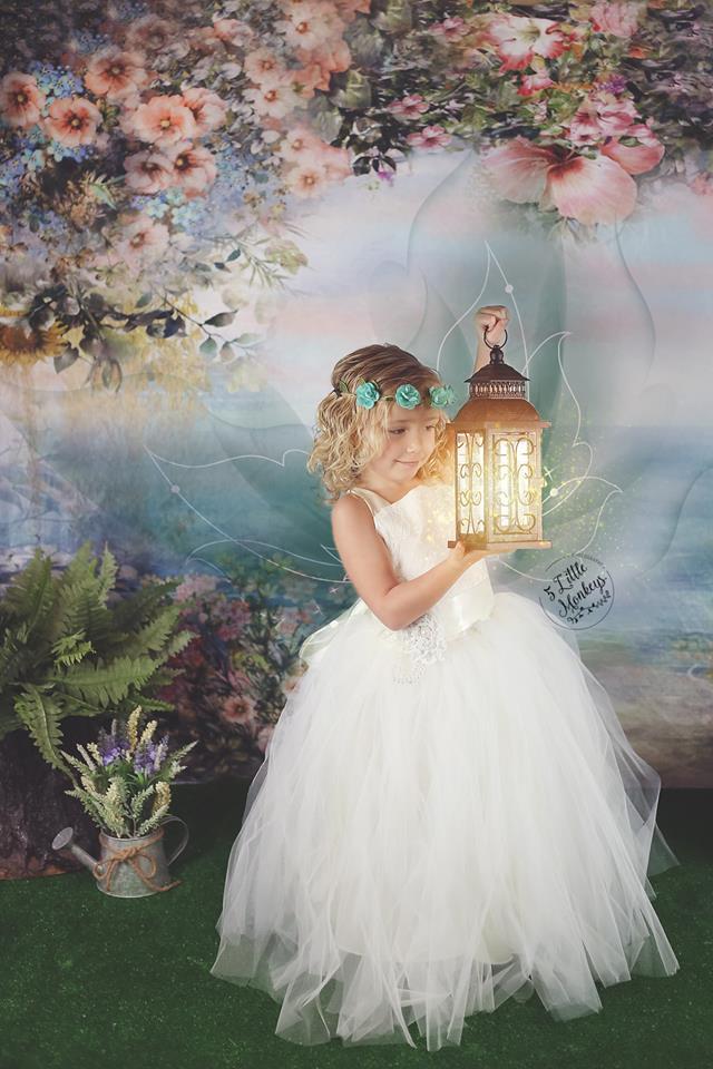 Kate Valentine's Day Vintage Flowers Bokeh Smog Backdrop Designed by JFCC -UK
