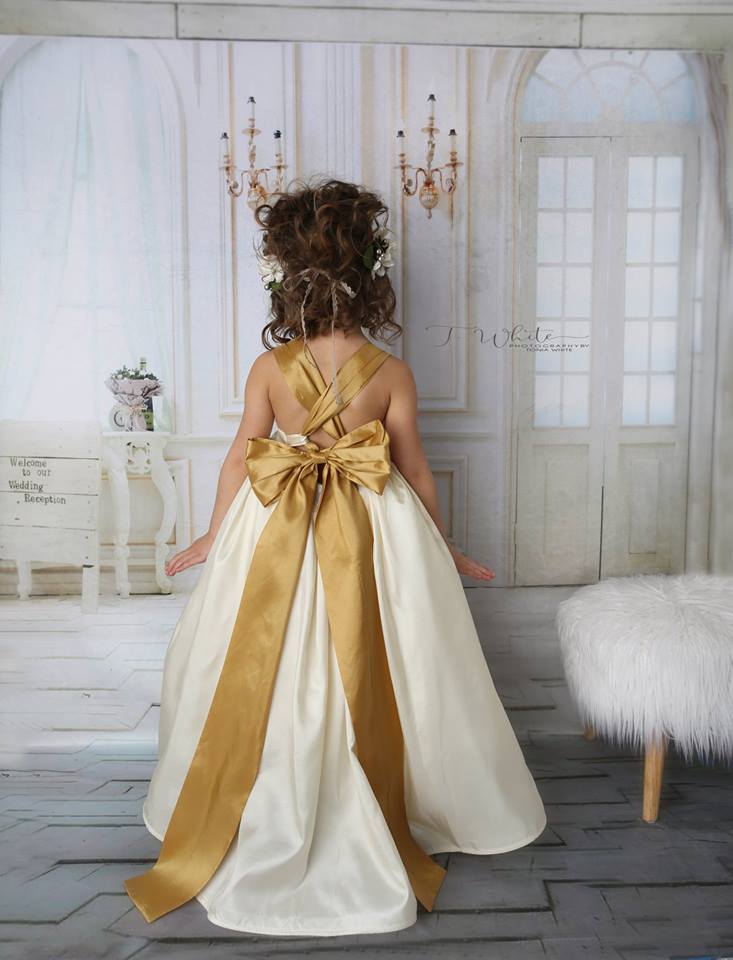 Kate Elegant White Doors Windows Backdrop with floor -UK