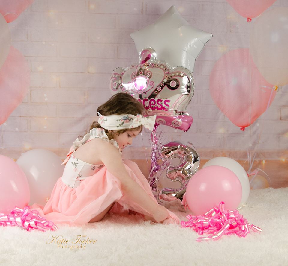 Kate White Brick Wall Pink Balloons and Decorations Girl Birthday Backdrop for cake smash -UK
