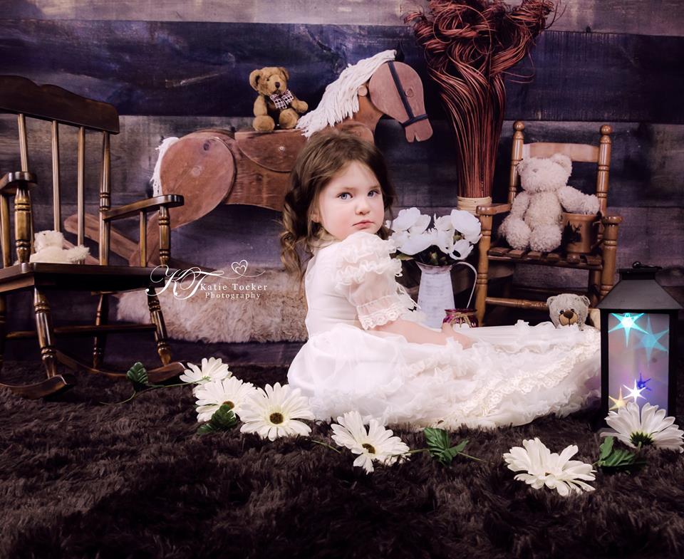 Kate Trojan and Teddy Bear Children Backdrop for Photography Designed by Amanda Moffatt -UK