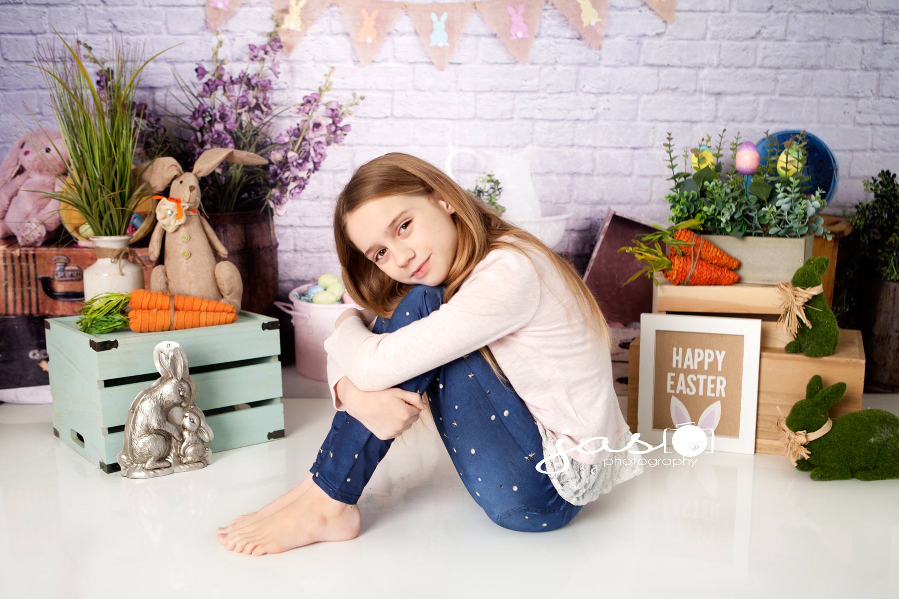 Kate Hoppy Easter Backdrop designed by Arica Kirby -UK