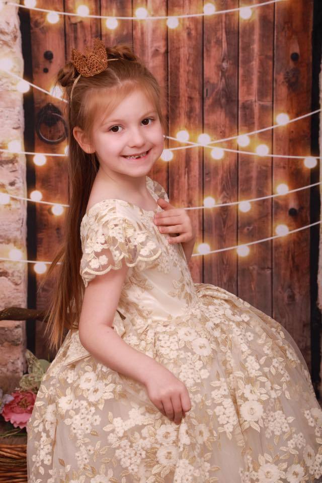 Kate Vintage Wall and Door with Lights Children Backdrop for Children Designed by JFCC -UK