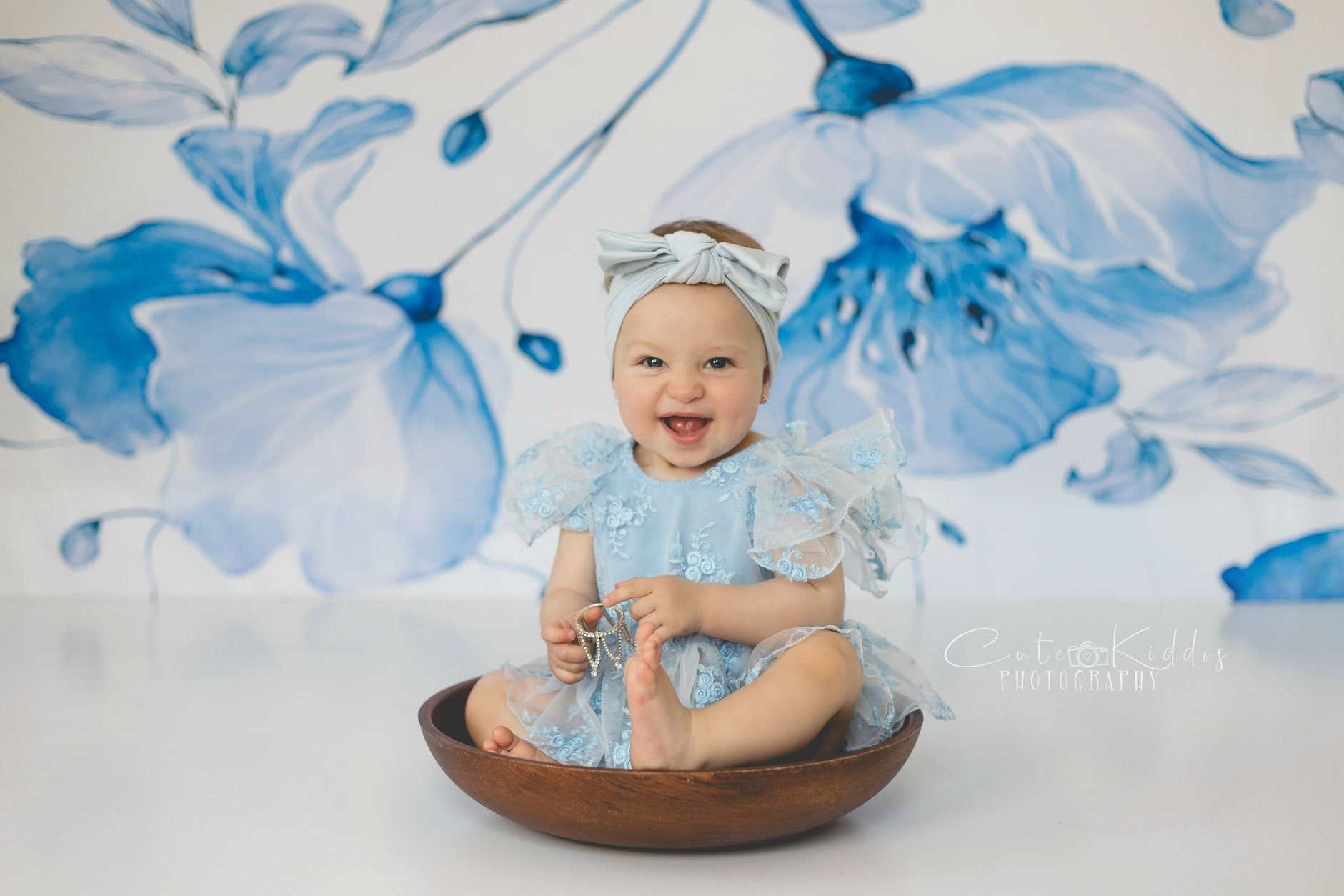 Kate Retro Blue Flower Backdrop for Photography -UK